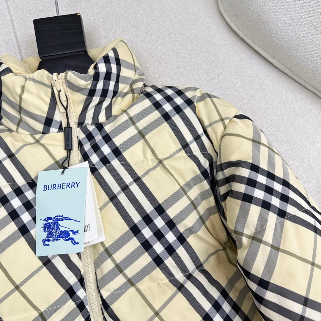 Burberry 25 Plaid Stand Collar Down Jacket Light Yellow Polyester