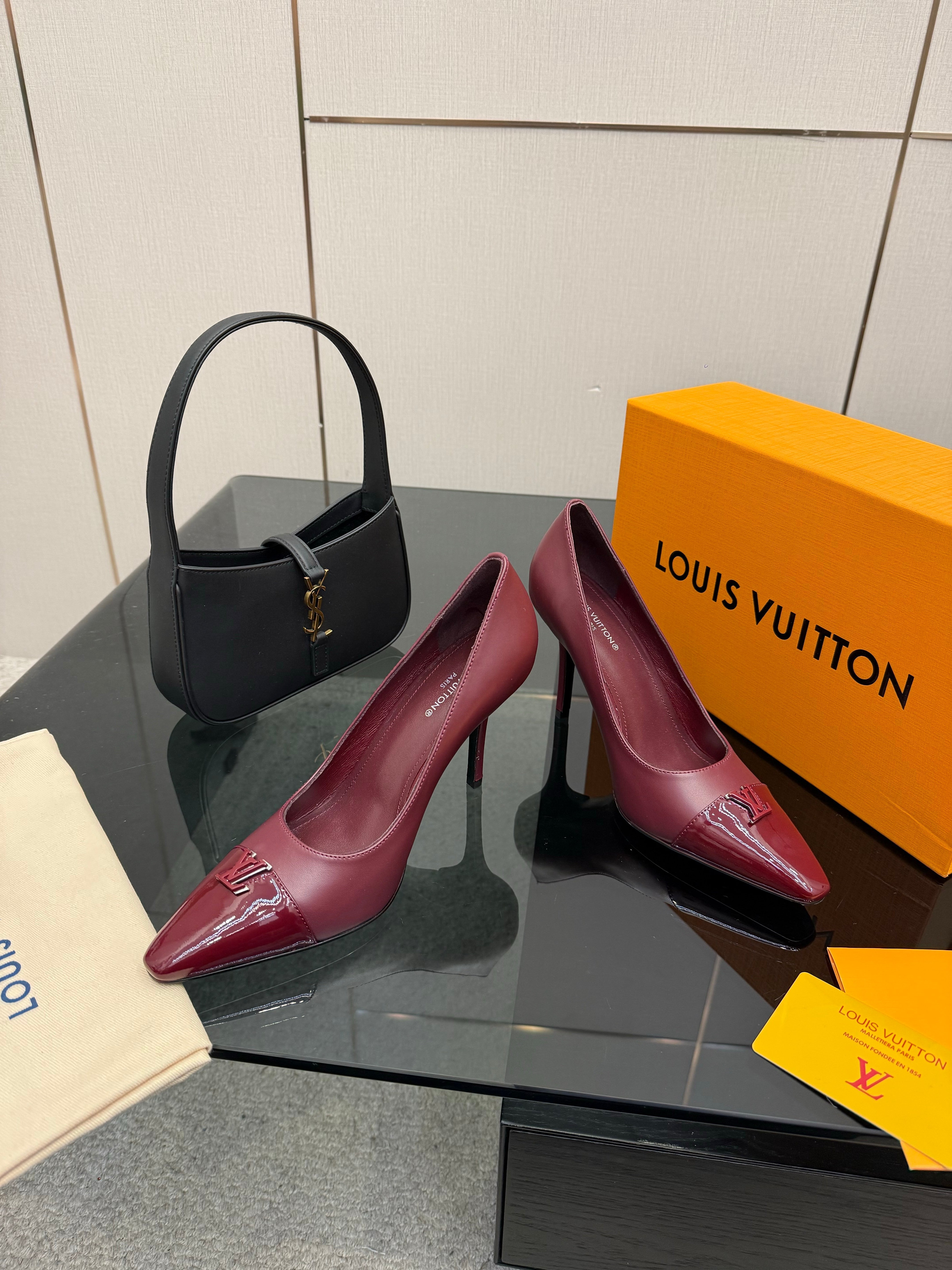 LV 26ss Heel Pump 90 Burgundy Patent Leather 629626