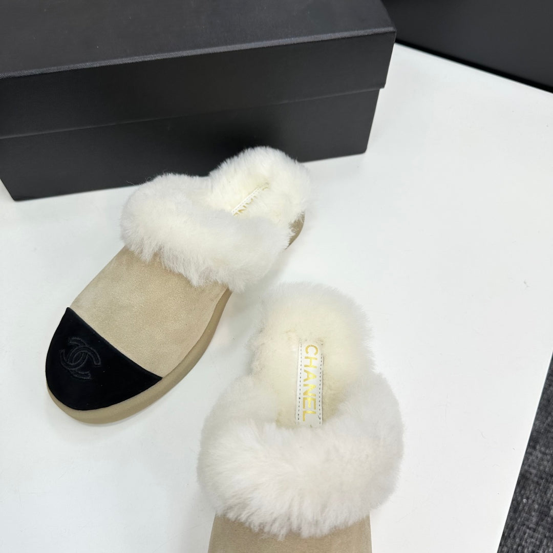 CC furry mule light beige black suede and wool 532577