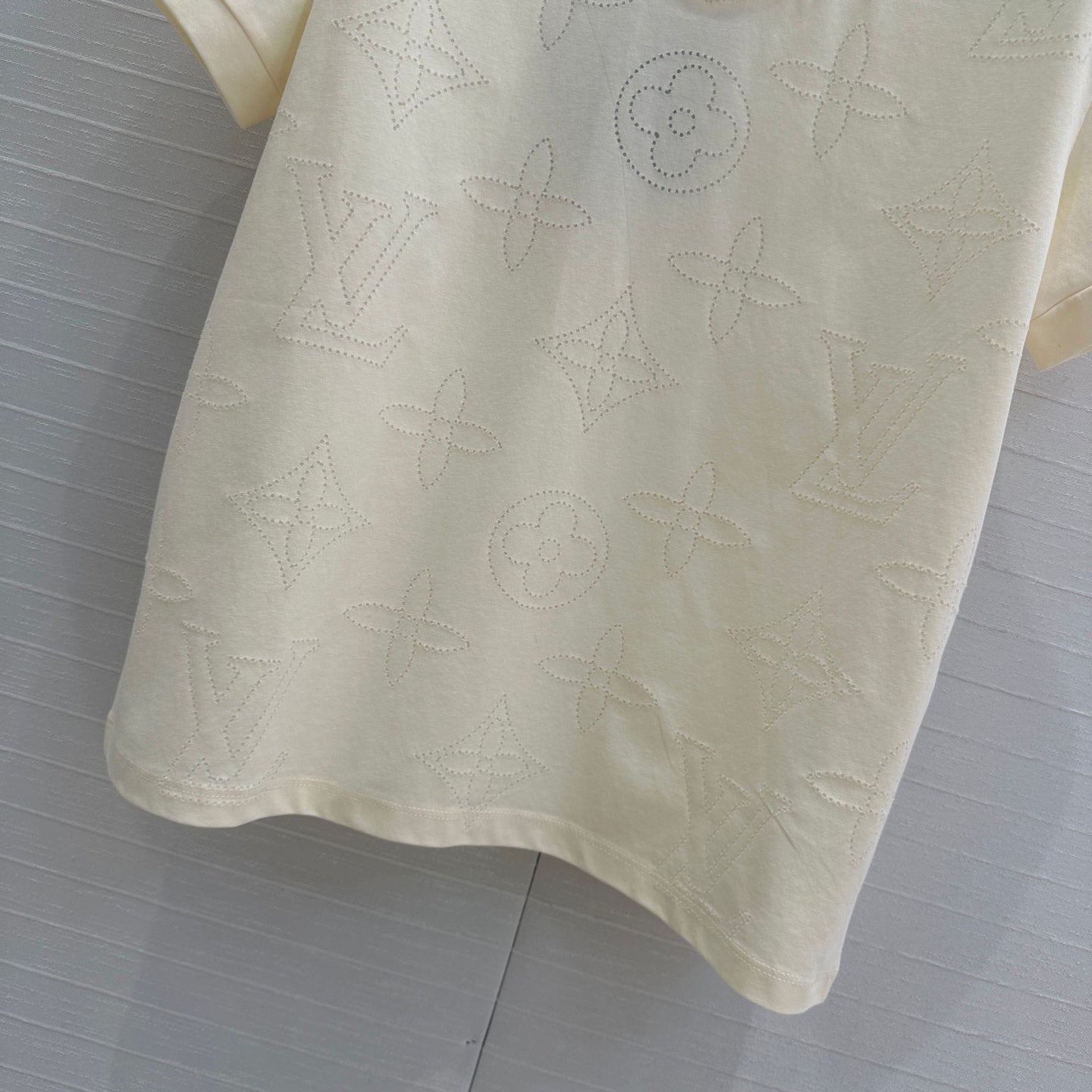 LV  Classic V-neck T-Shirt White Cotton
