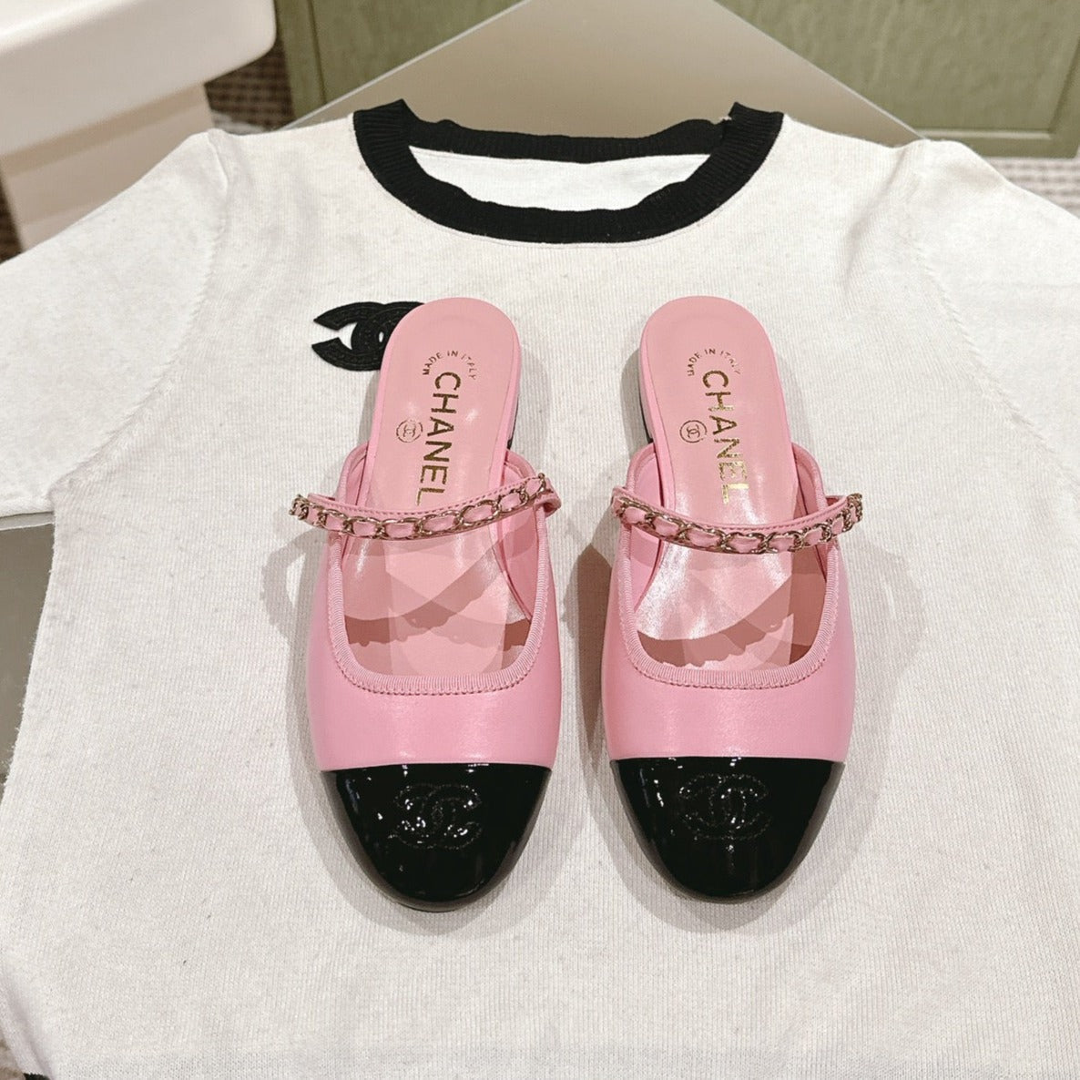 cc mule leather chain pink calfskin black patent calfskin