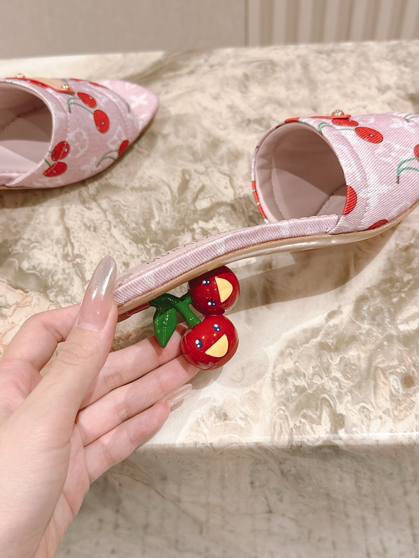 LV 26ss Slippers 45 Light Pink Denim Leather 656926