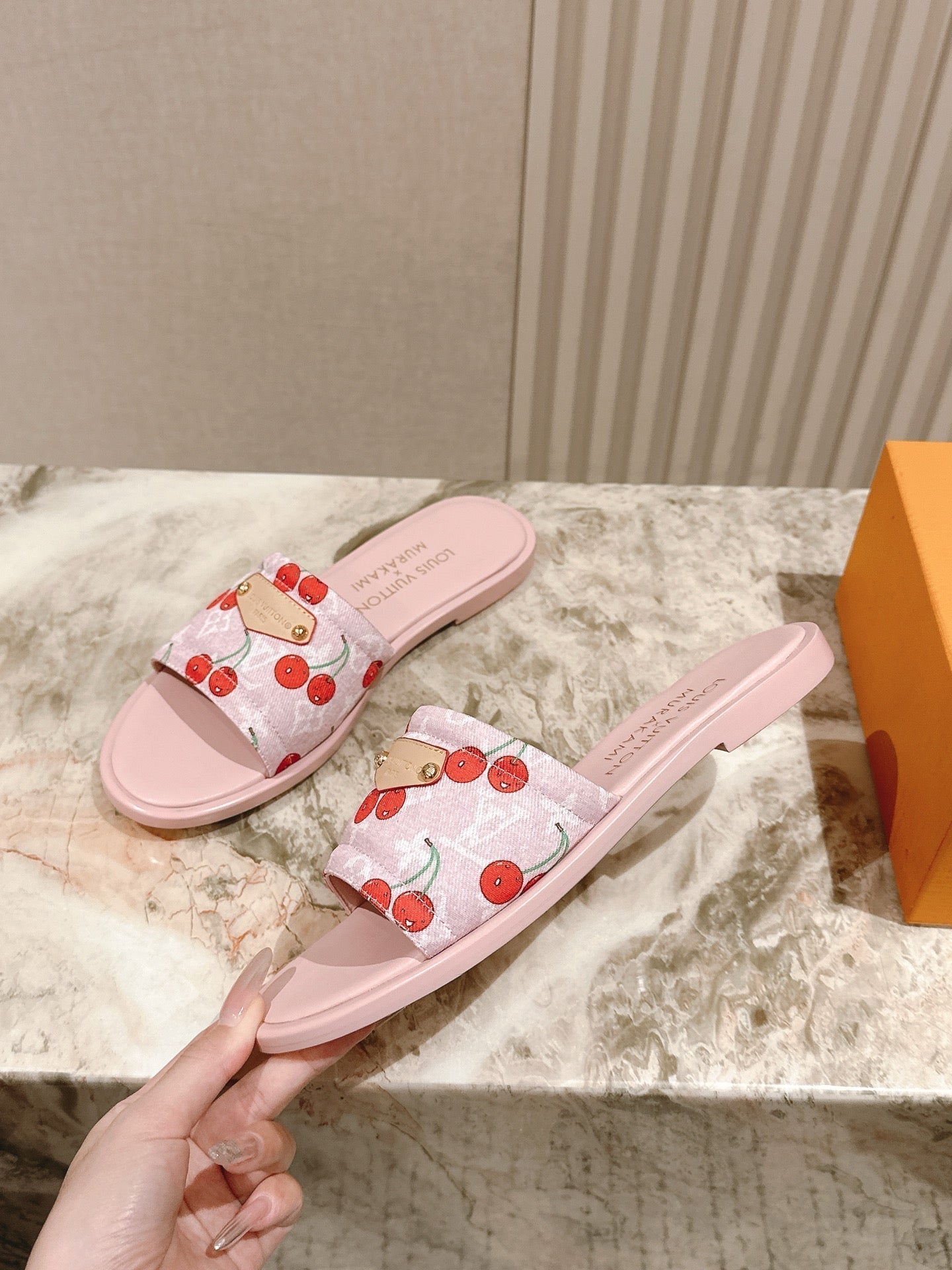 LV 26ss Slippers Light Pink Red Denim Leather 656931