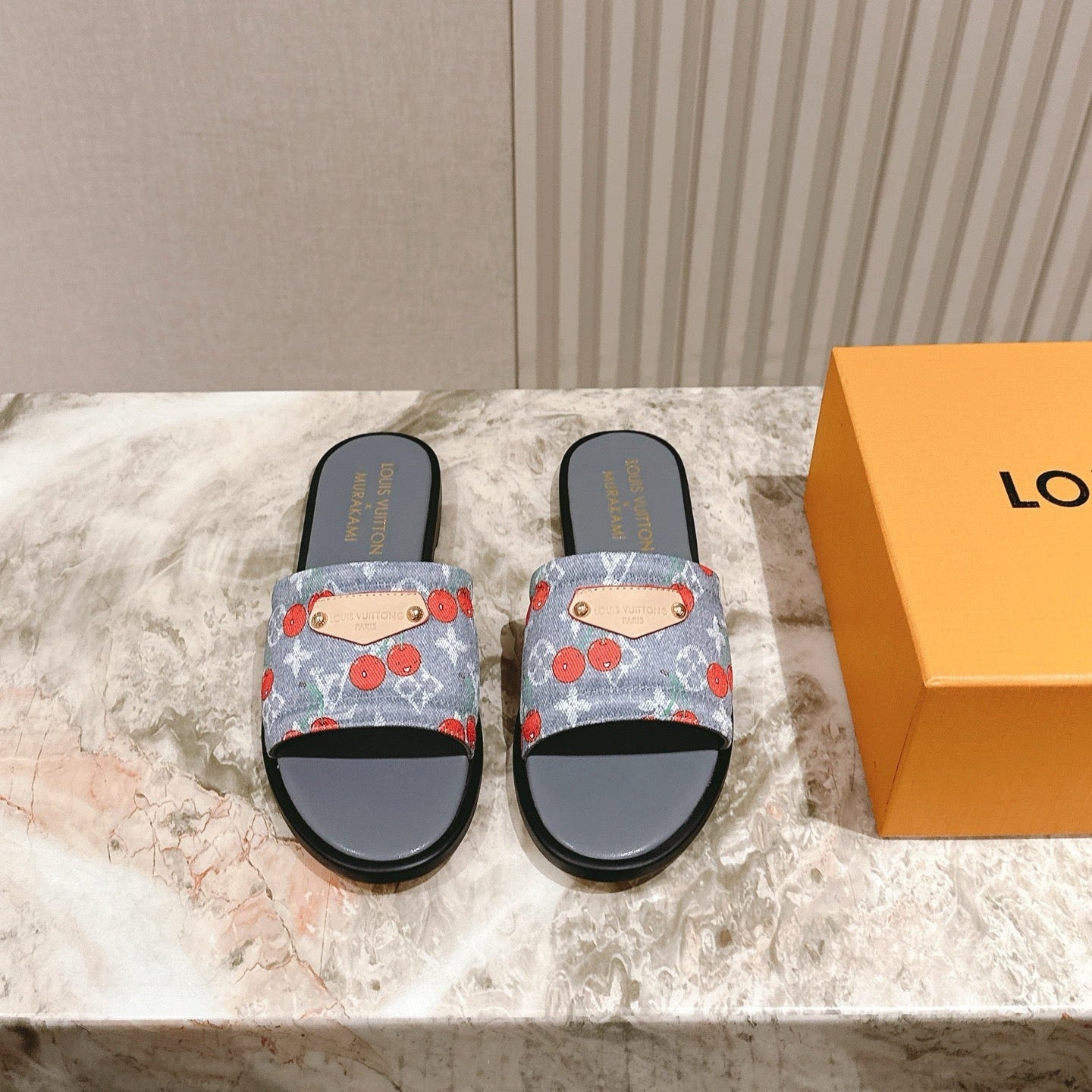 LV 26ss Slippers Blue Gray Denim Leather 656933