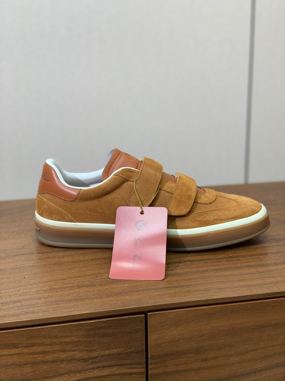 LP 26SS Velcro-strap Sneaker Camel Suede Leather 606507