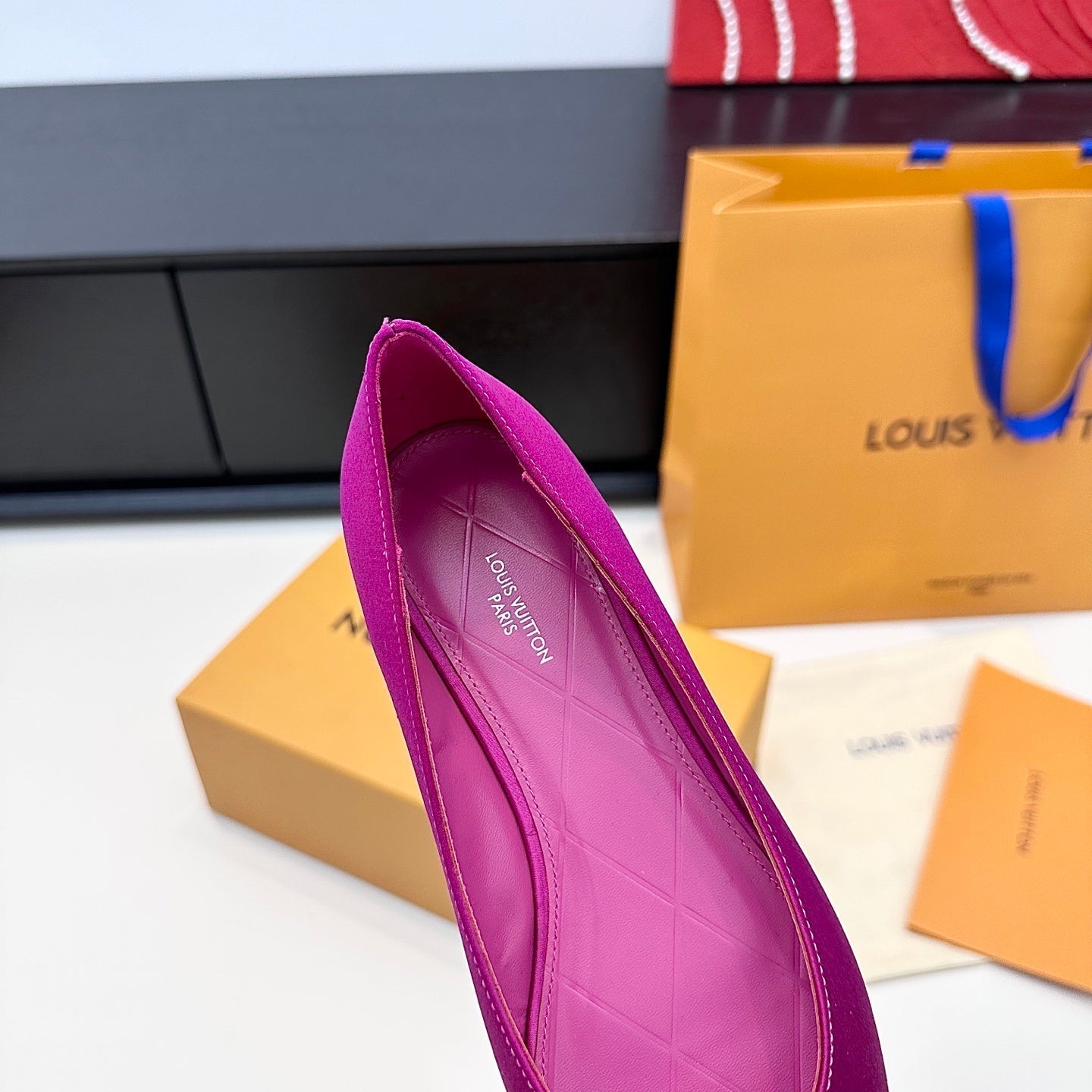 LV 26s Pointed-Toe Ballet Flat Fuchsia Pink Premium Satin 622447