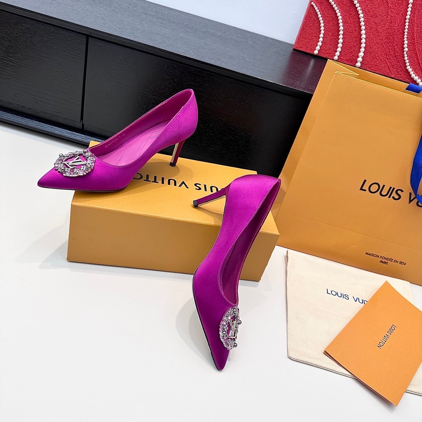 LV 26s  Pointed-Toe High Heels 75 Fuchsia Pink Premium Satin 622448