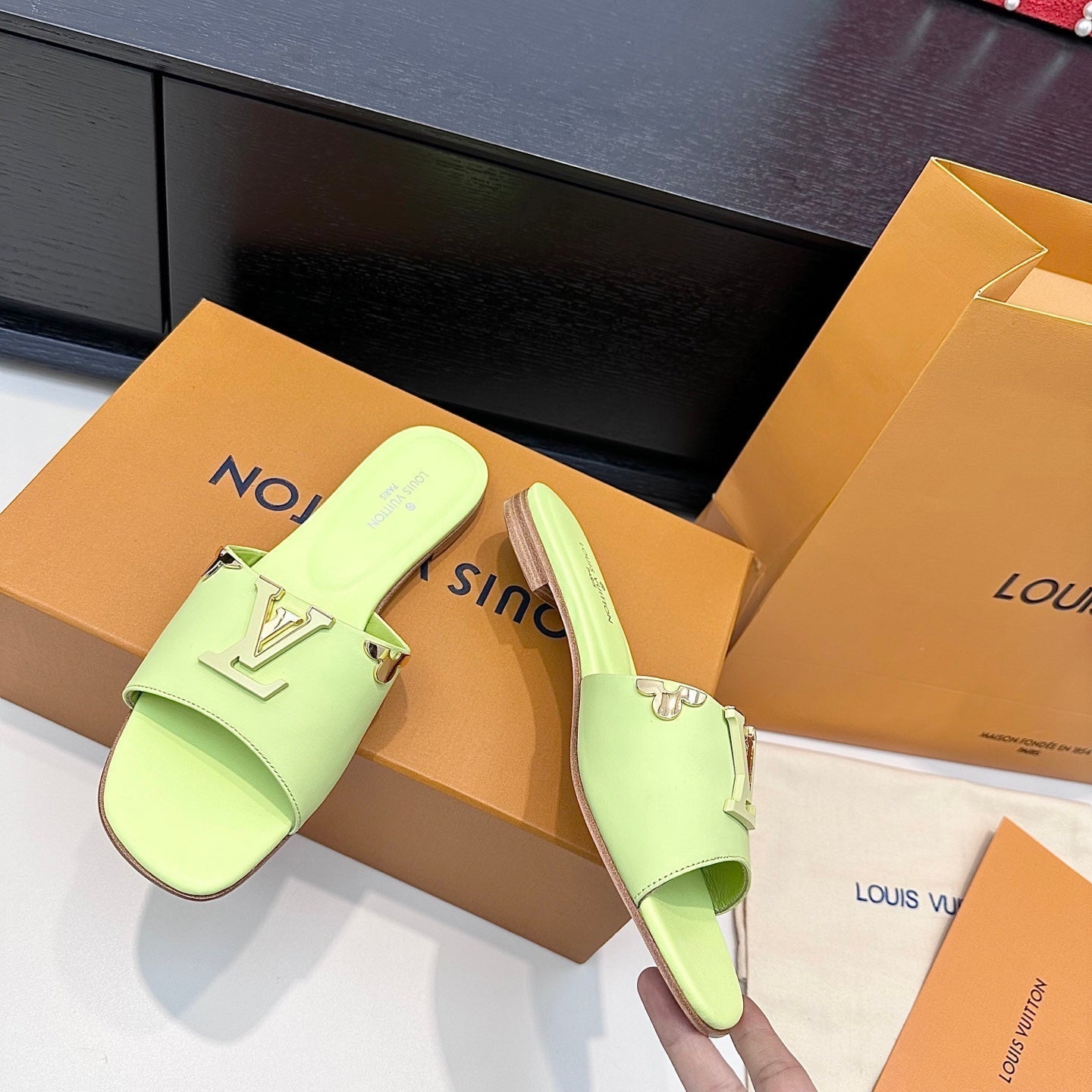 LV 26s V-Buck Sandals Light Mint Green Calfskin 622405
