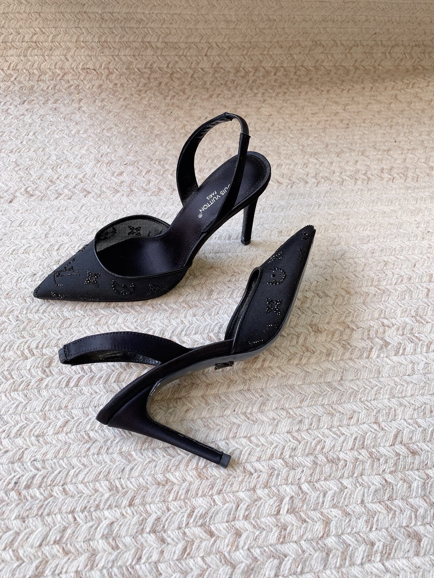 LV 26ss Slingback Black Mesh Leather 669996