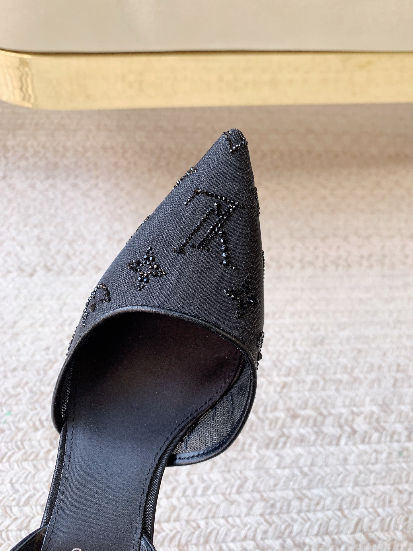 LV 26ss Slingback Black Mesh Leather 669996