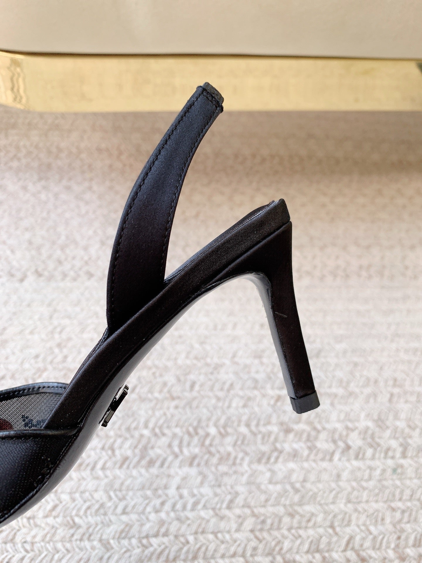 LV 26ss Slingback Black Mesh Leather 669996