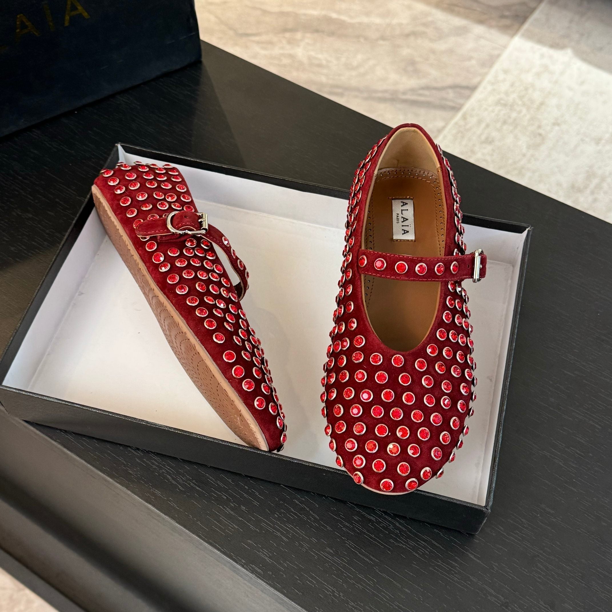 Alaia Strass Ballet Flats In Red Suede Stone 935189