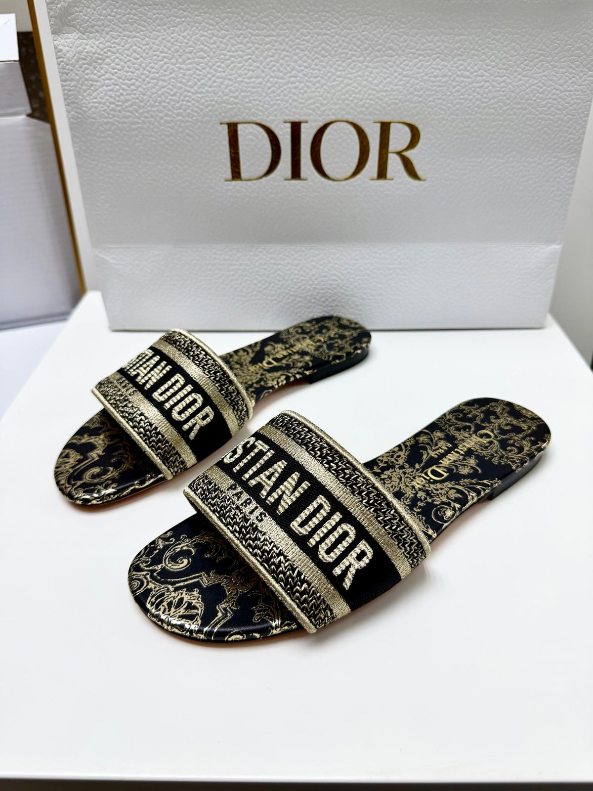 CD 26s Embroidered Sandals White Gold Genuine Leather 683023