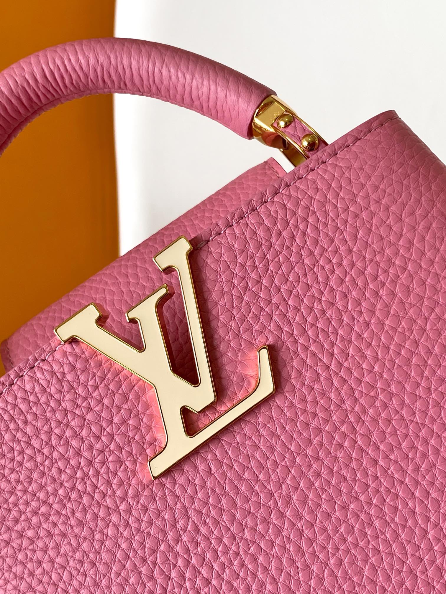 Capucines BB 21 cm Bag Pink Taurillon leather 251680