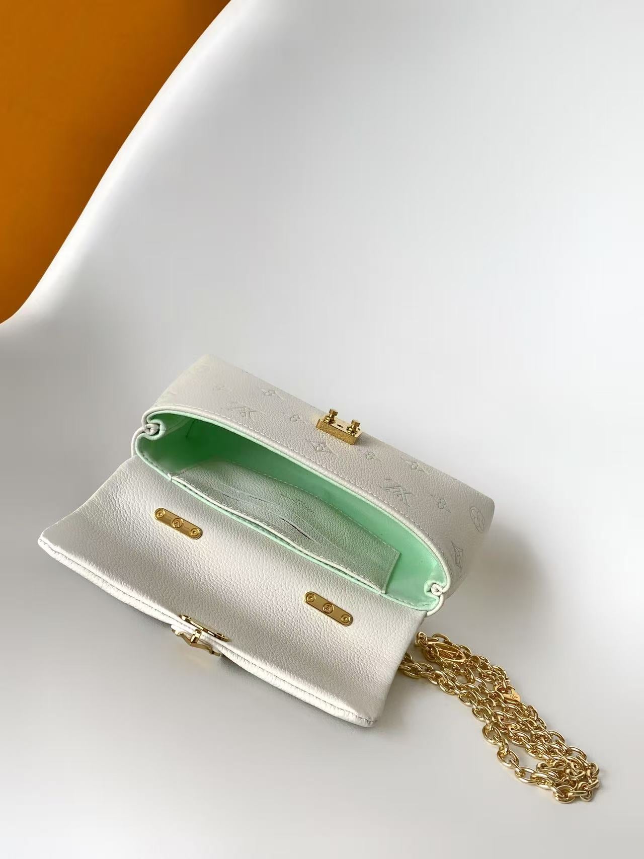 LV 2026 Nano Madeleine Handbag White Green Monogram Empreinte Leather 281411