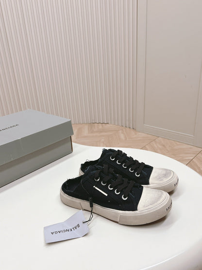 PARIS MULES IN BLACK DESTROYED DENIM AND RUBBER