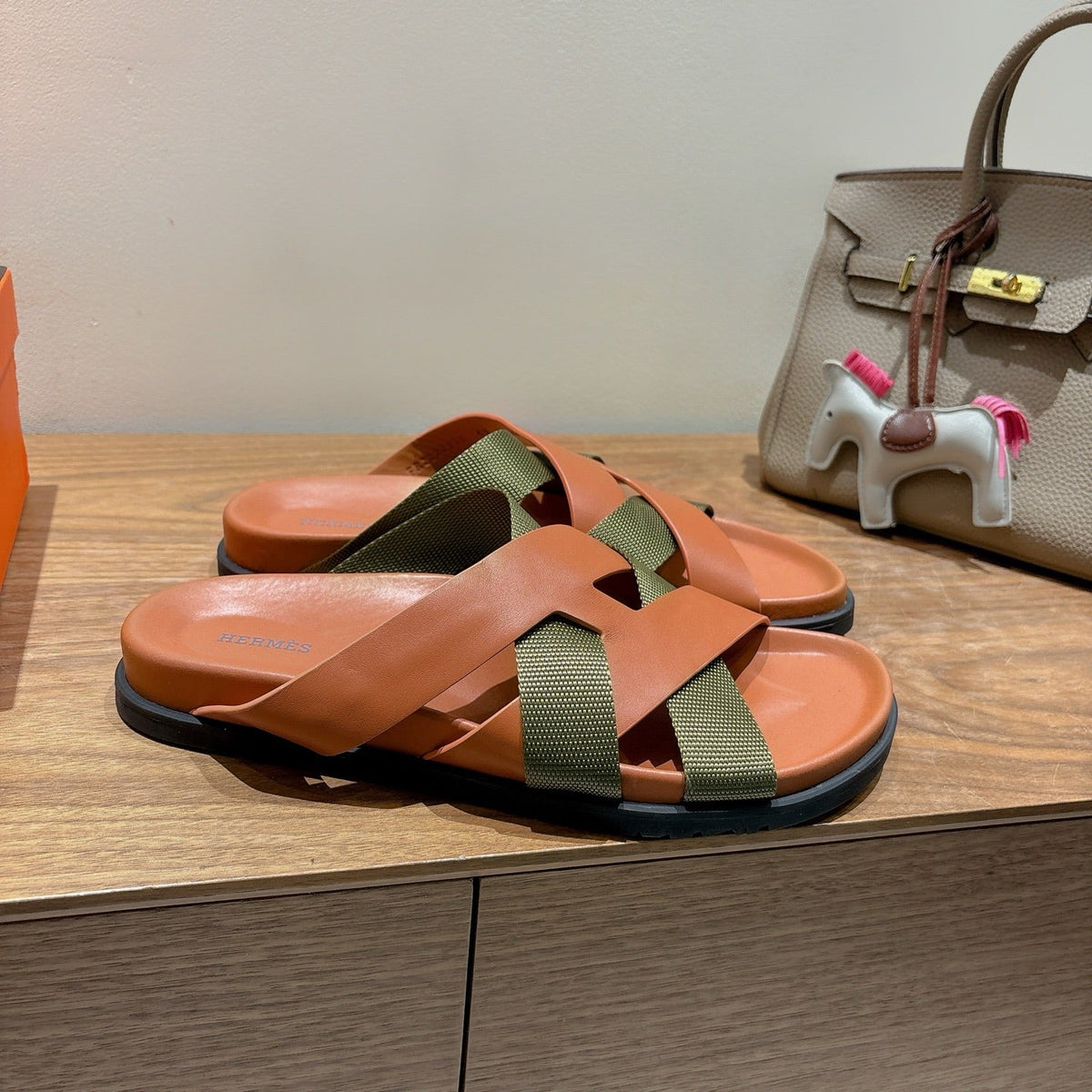 HM 25 Kazimir Sandal Two-tone Calfskin Canvas