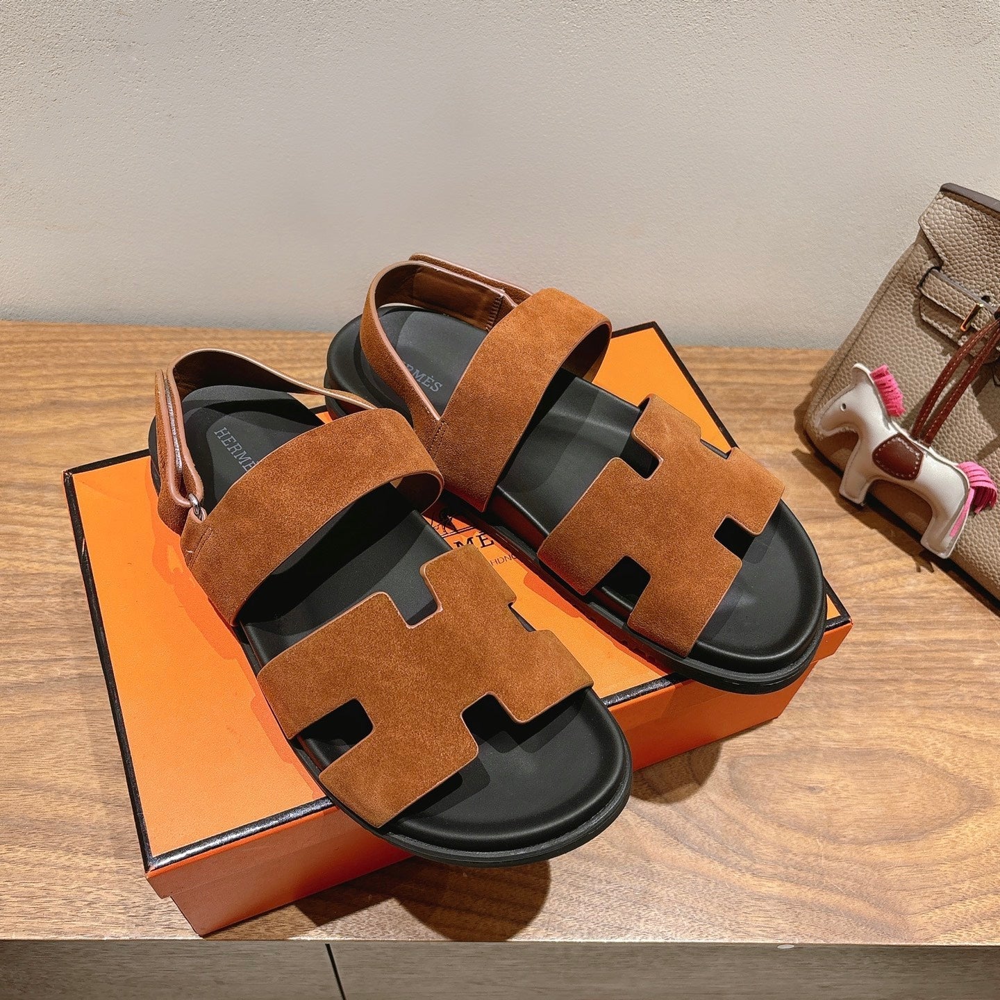 HM Men's 25 Genius Sandals Brown Suede 651347