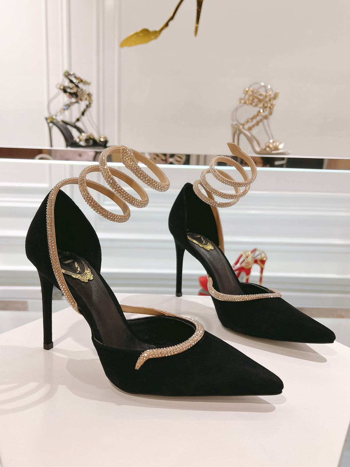 RC 25C Scarpin Black Gold Imported Velvet Swarovski Crystal 339483