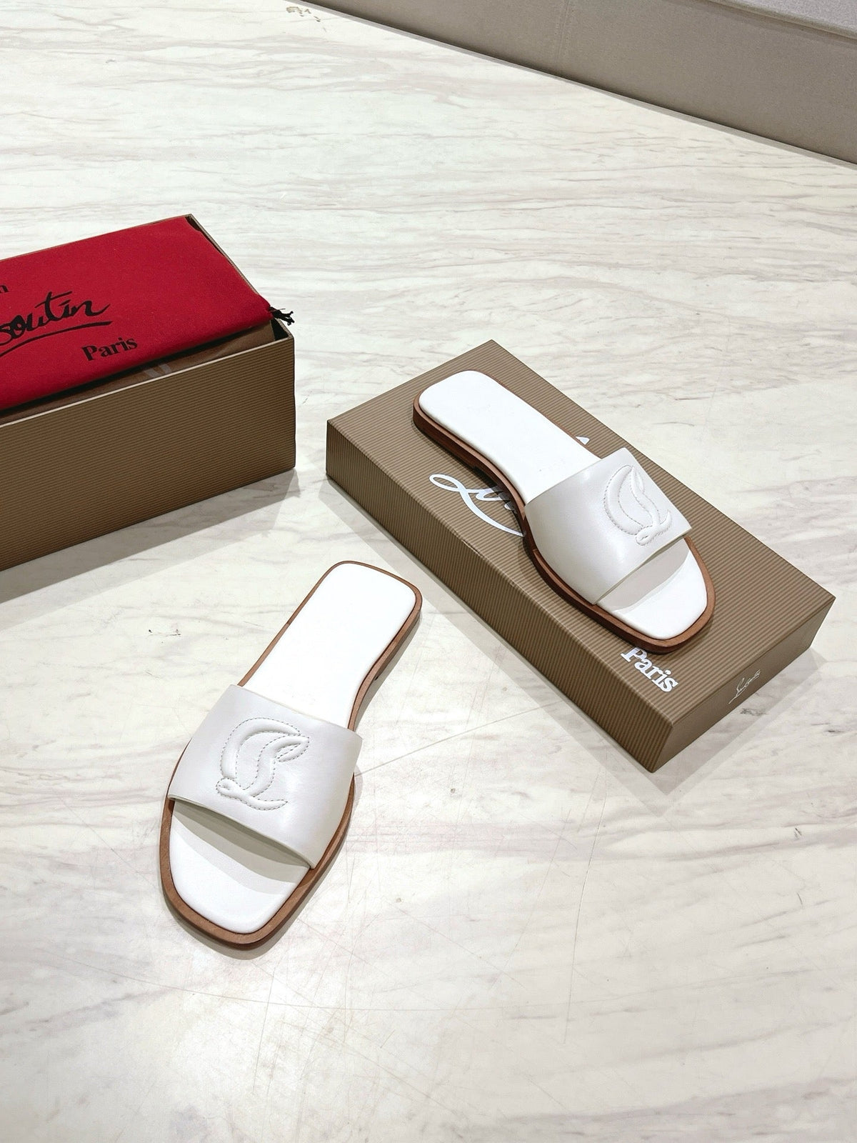 CL 25 Slippers White Top Layer High Gloss Calfskin 307497