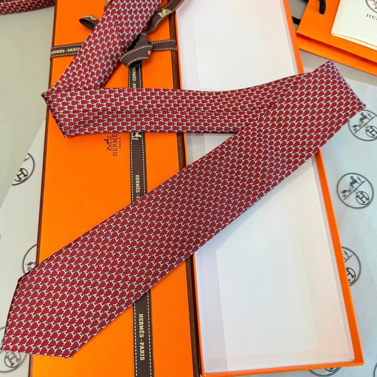 HM men red silk tie 574487