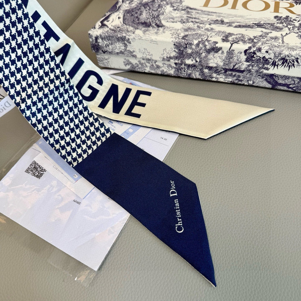 CD Twilly Mini Scarf 105cm Beige Navy Blue Mulberry Silk 909397