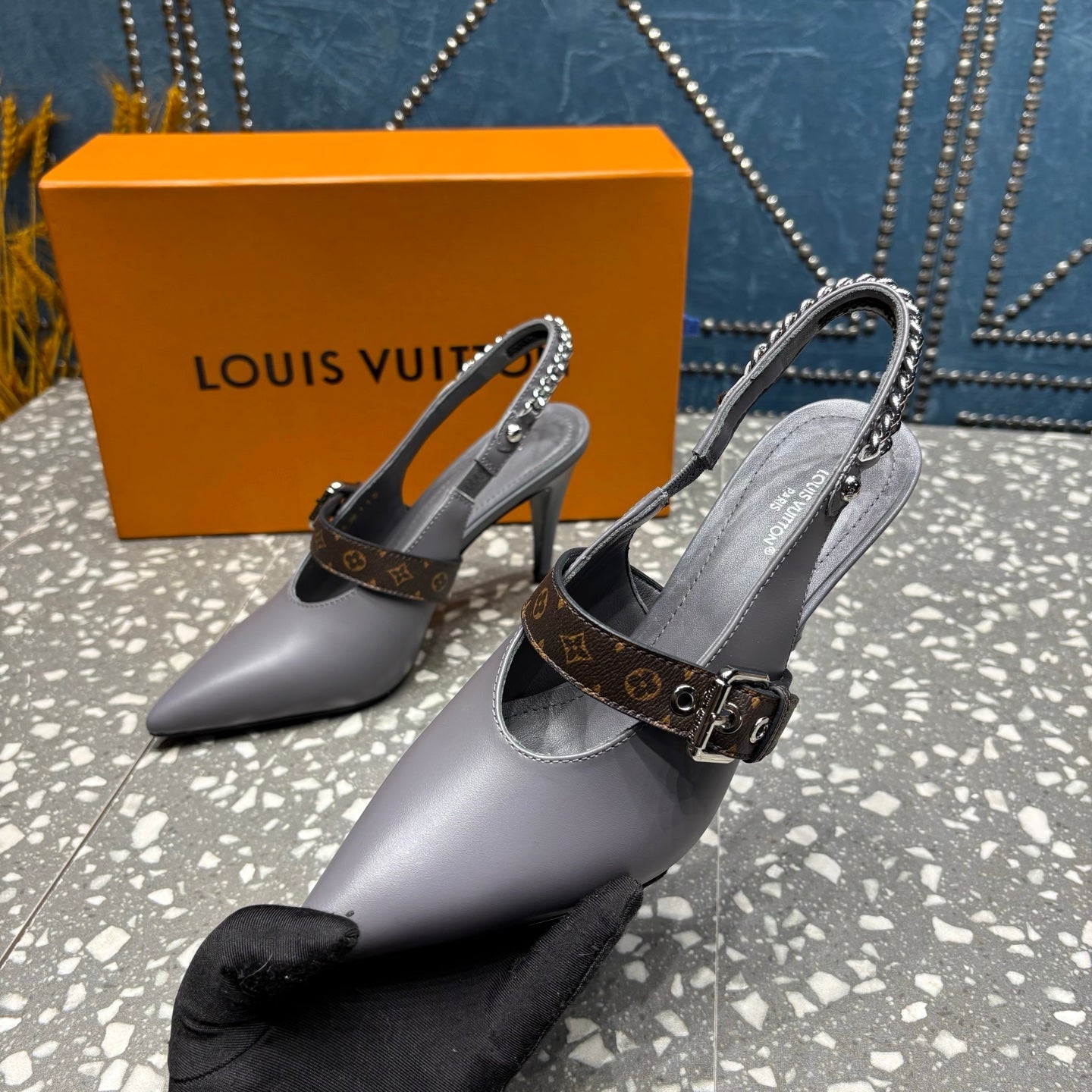 LV 26ss Slingback 75 Gray Cowhide 628438