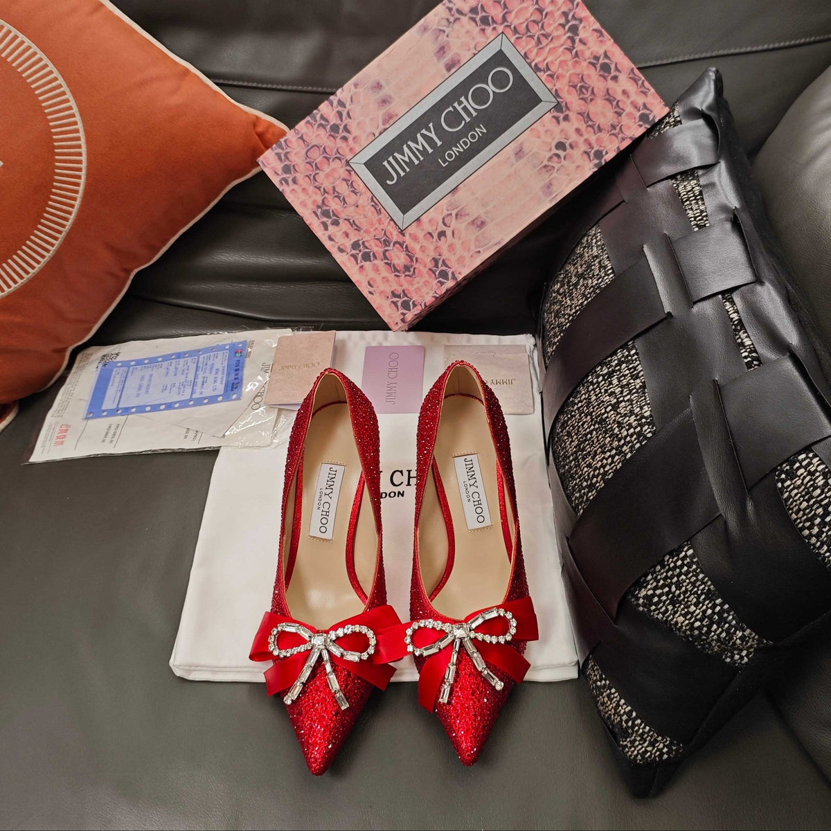 Jimmy 26s Crystal Pumps 85 Red Silk Satin Cowhide 596336
