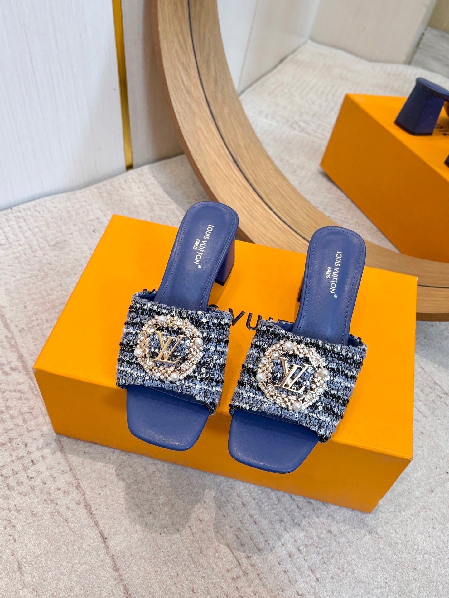 LV 26ss Heel Slippers 65 Dark Blue Tweed Goatskin 671251