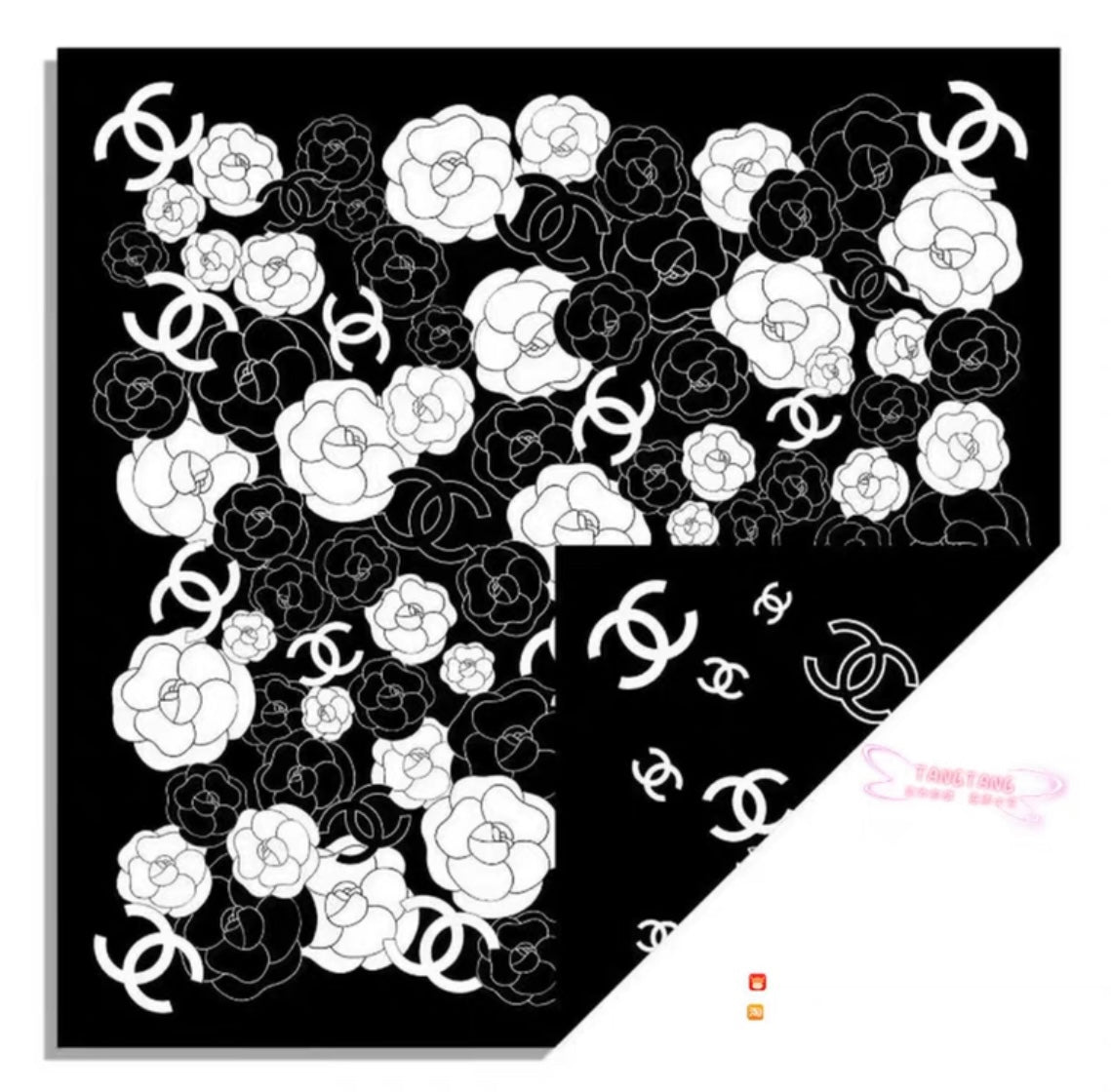 CC Square Scarf 70 CM In Black Mix White Ivory Camellia Cashmere And Silk 367381