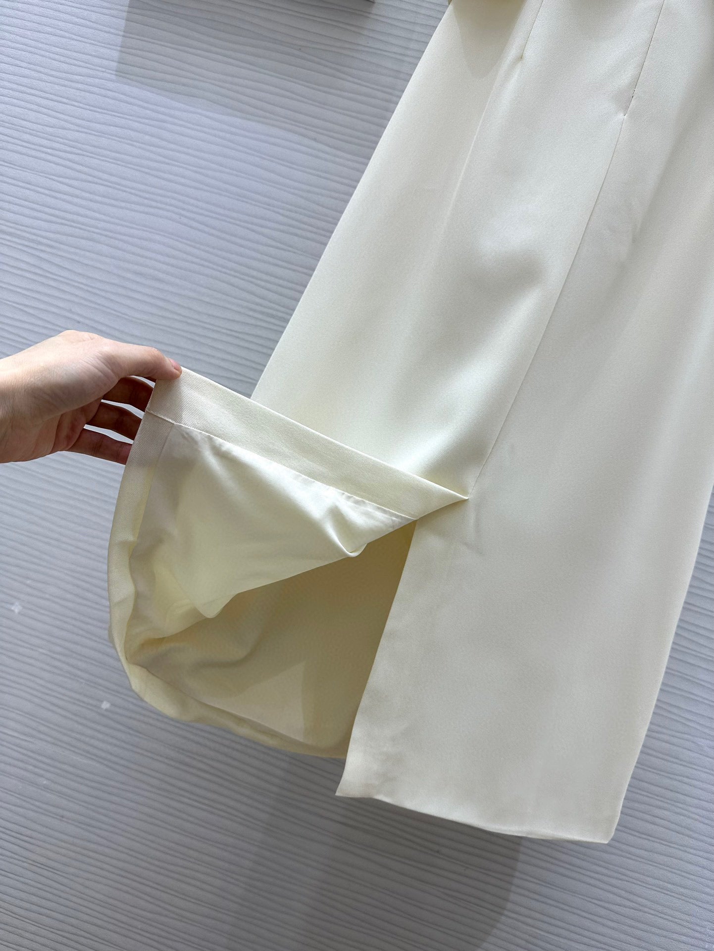 CD 25 Dress Light Cream Cotton