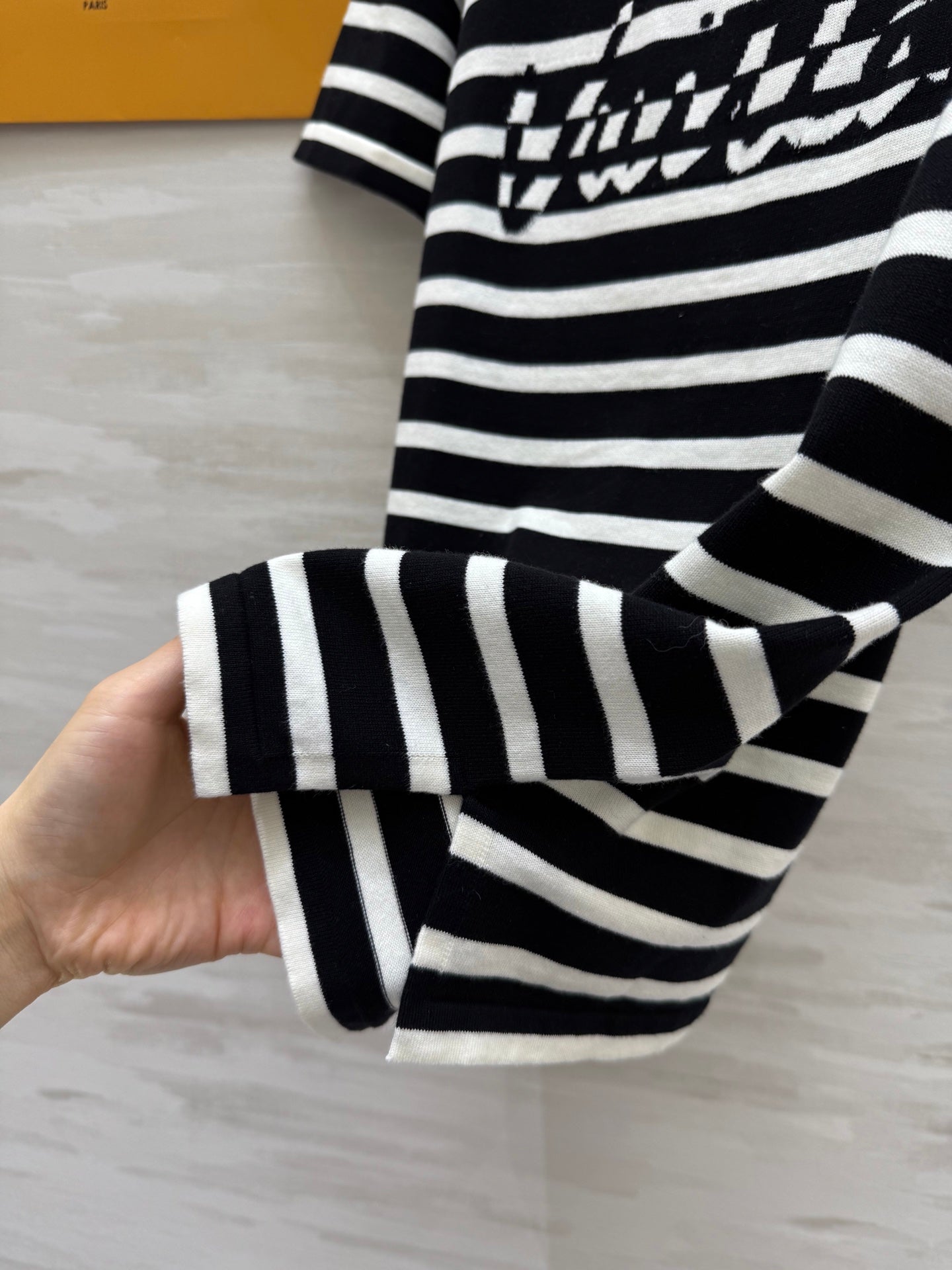 LV 25 Striped Letter Jacquard One-Shoulder Knitted Black White Cotton Polyester