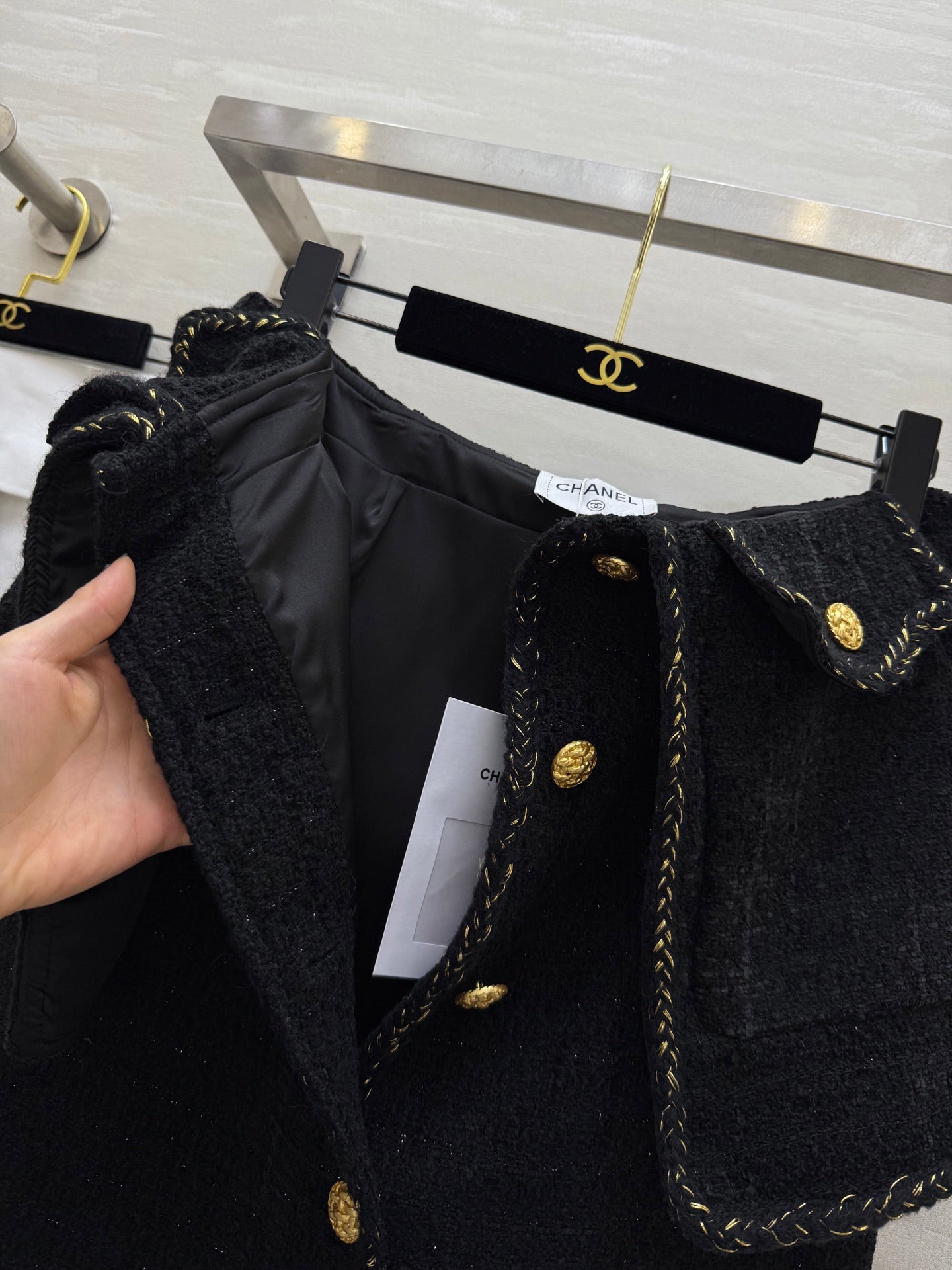 Chanel 2025 Gold Buckle Two-Piece Skirt Black Woven Tweed Fabric 319481