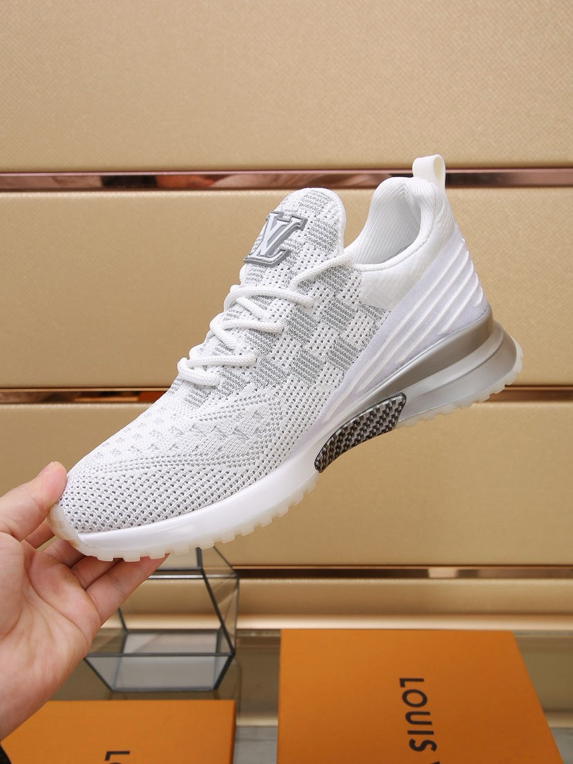 SNEAKERS IN WHITE MESH BREATHABLE AND RUBBER