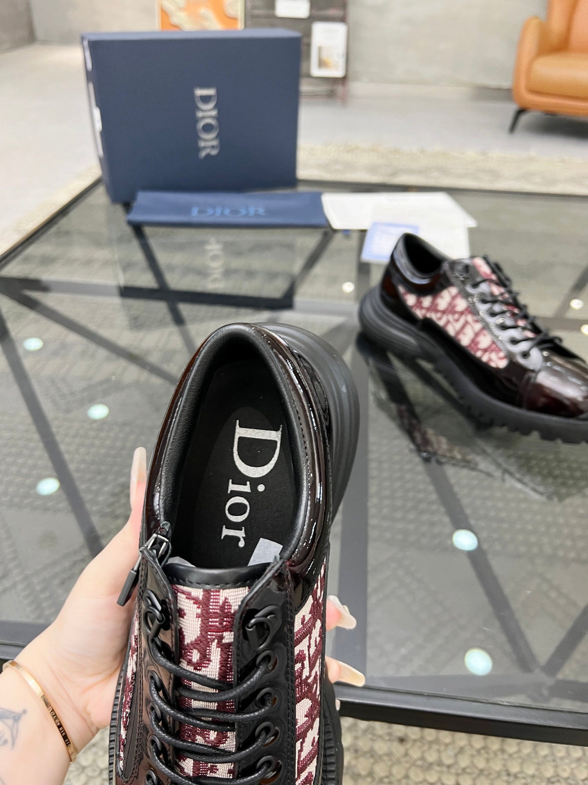 CD COMBAT DERBY SHOE WINE POLISHED CALFSKIN