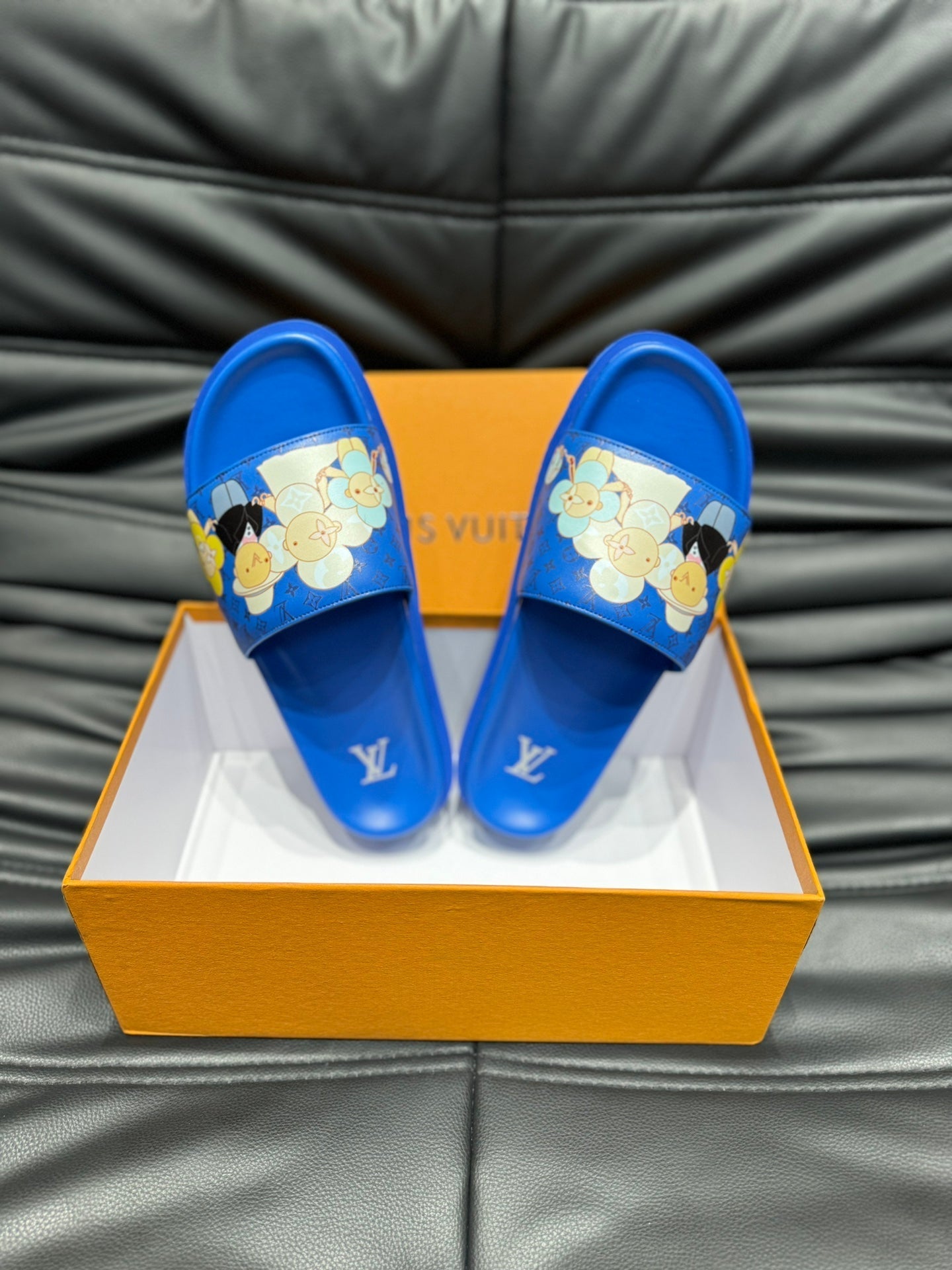 LV SLIPPERS IN COBALT BLUE MONOGRAM CALFSKIN