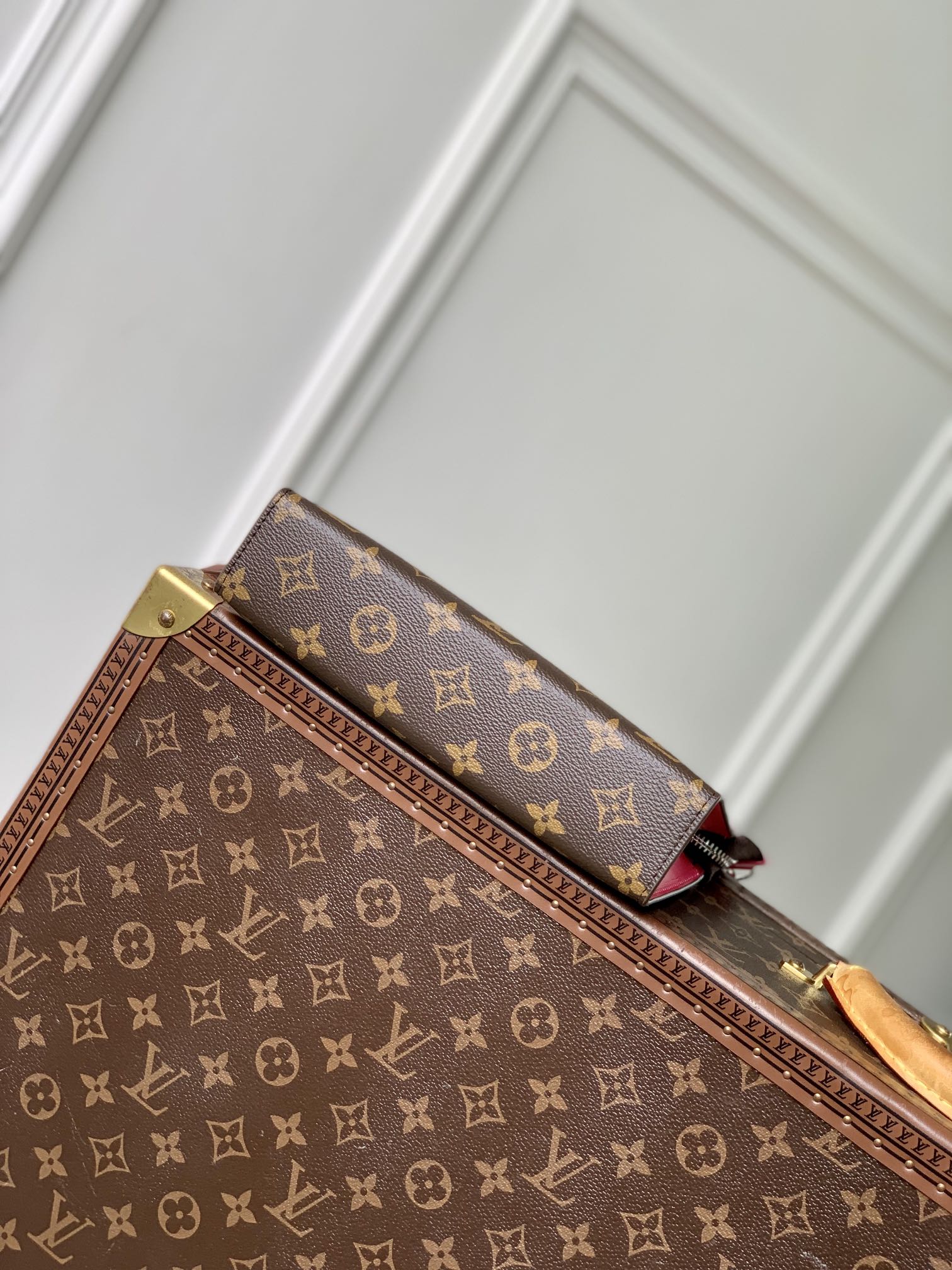 GASTON WEARABLE WALLET 18 IN BROWN MONOGRAM CANVAS MIX PINK CALFSKIN