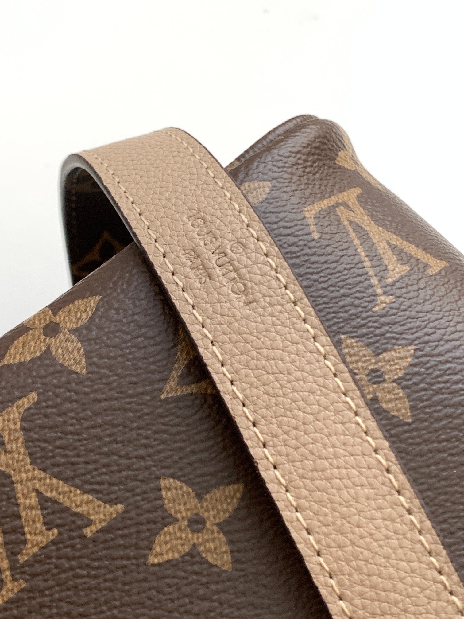 Neverfull 24 Bandoulière Inside Out BB Grey Calfskin