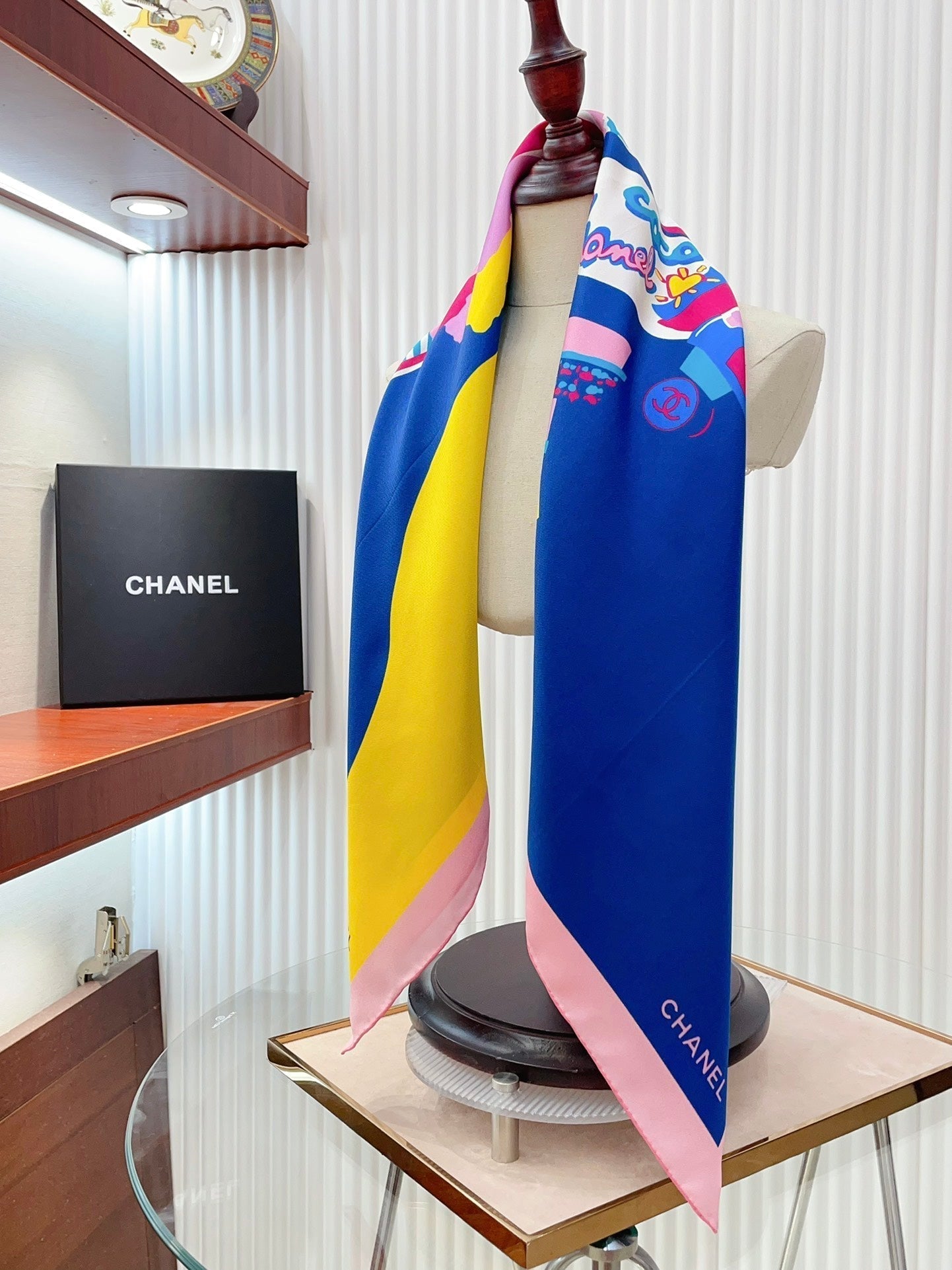 CC Square Scarf 90 CM In Colorful Silk Twill 196207