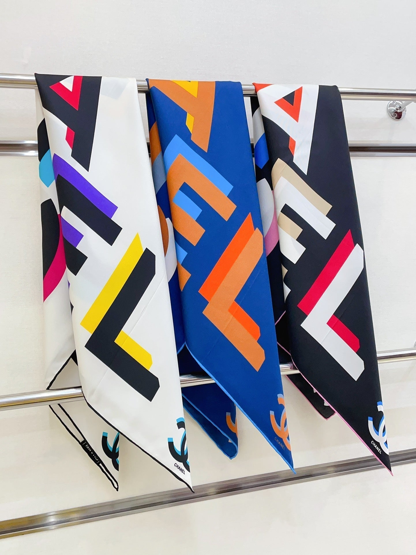 CC Square Scarf 90 CM In Blue Colorful Silk Twill  206466