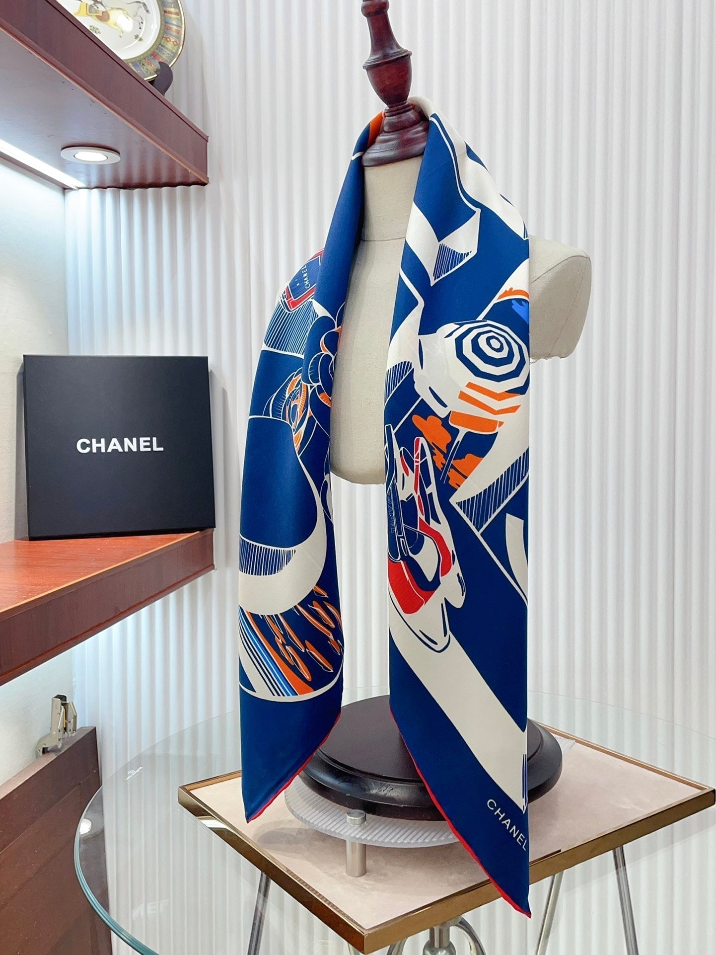 CC Square Scarf 90 CM In Blue Colorful Silk Twill  211097