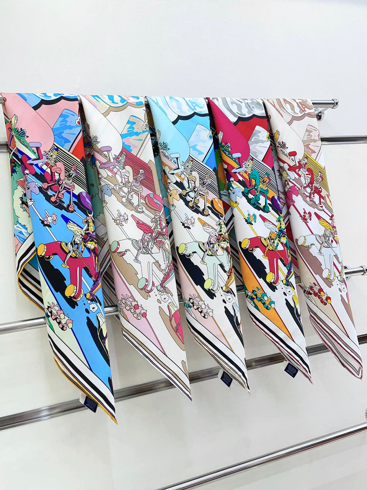 Locomotion Shawl 90 CM In Colorful Silk Twill  225469