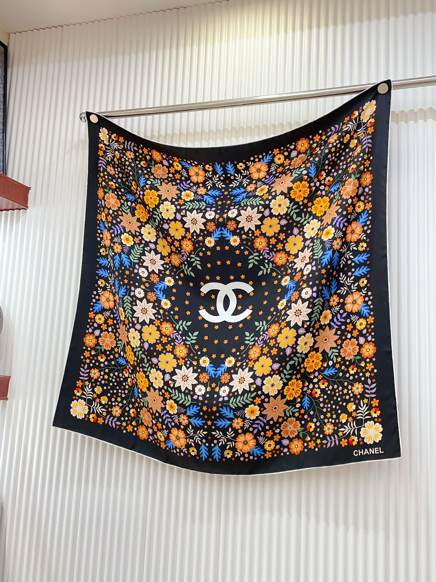 CC Square Scarf 90 CM In Black Colorful Silk Twill  234597