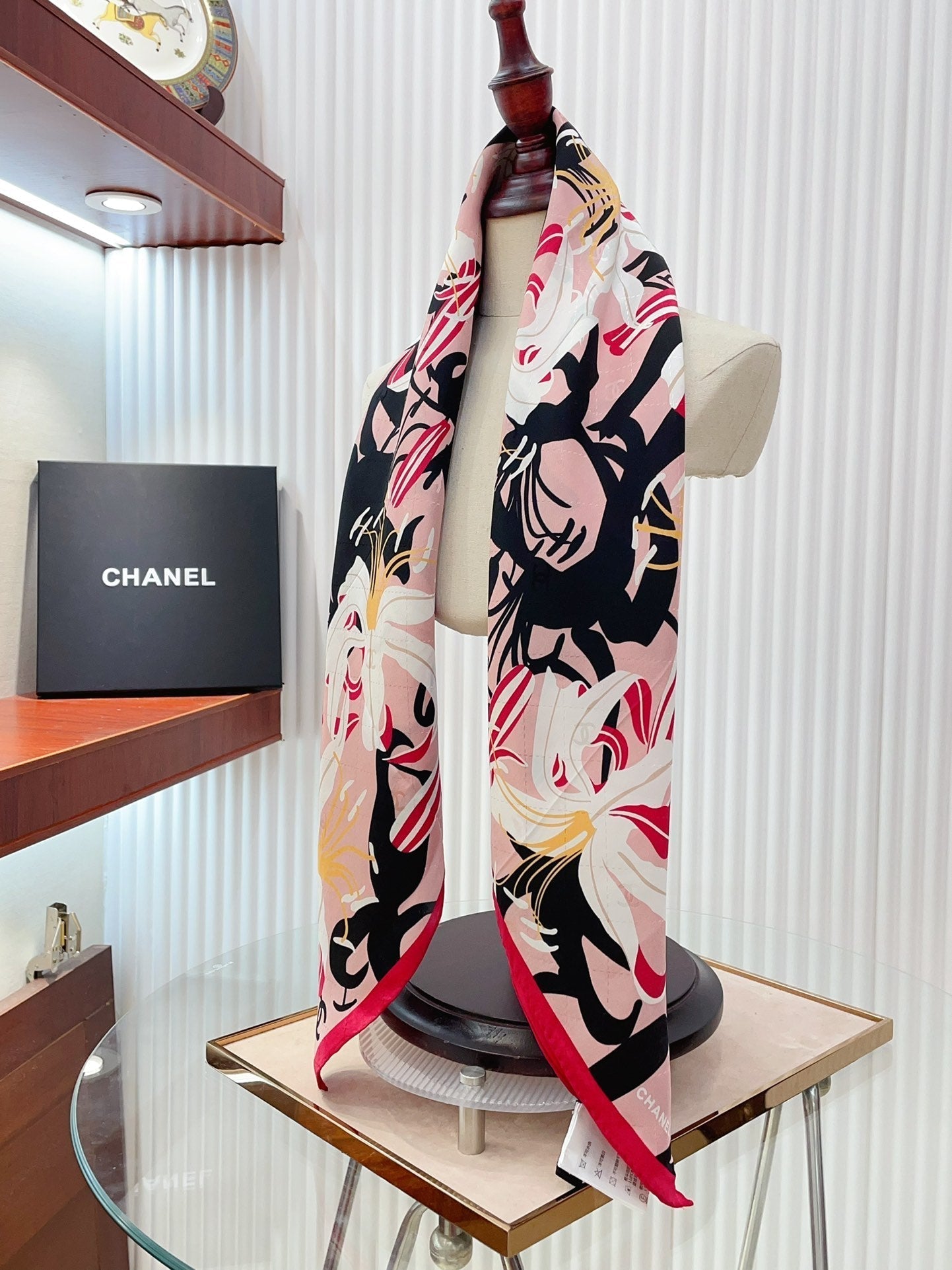 CC Square Scarf 90 CM In Colorful Silk Twill  296708