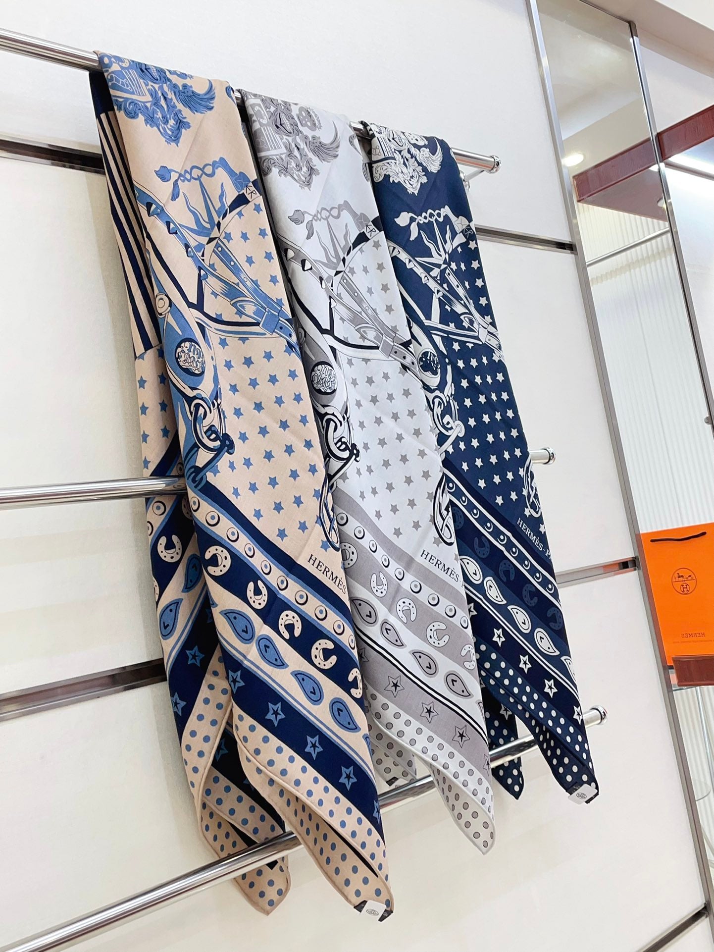 Cheval Punk Bandana Scarf 135 CM In Colorful Cashmere And Silk 304388