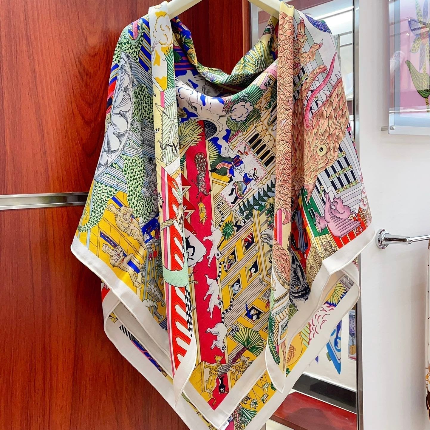 Animapolis Scarf Limited Edition 140 CM In Colorful Cashmere And Silk 306570