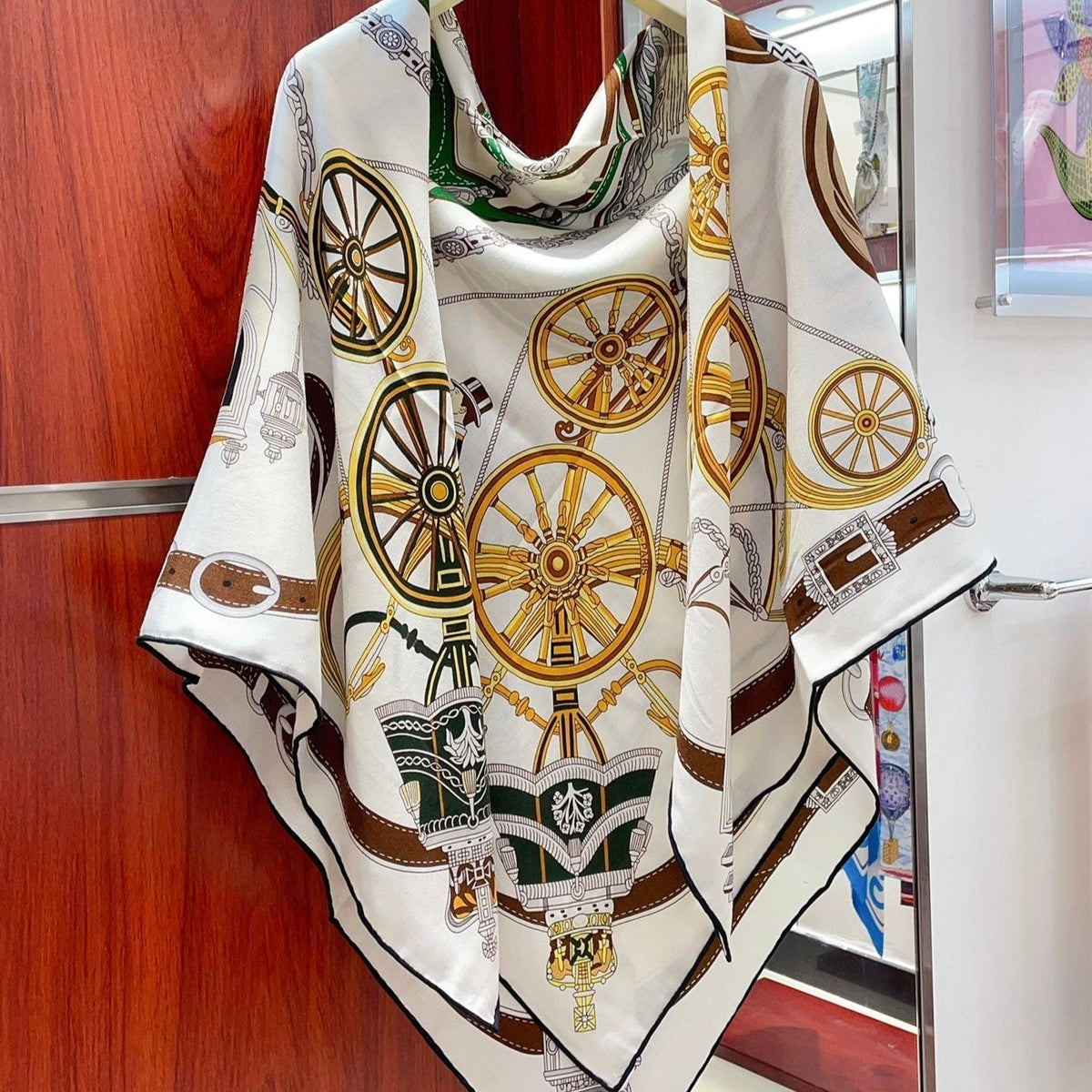 Stately Wheels Scarf 135 CM Colorful Cashmere And Silk 327467