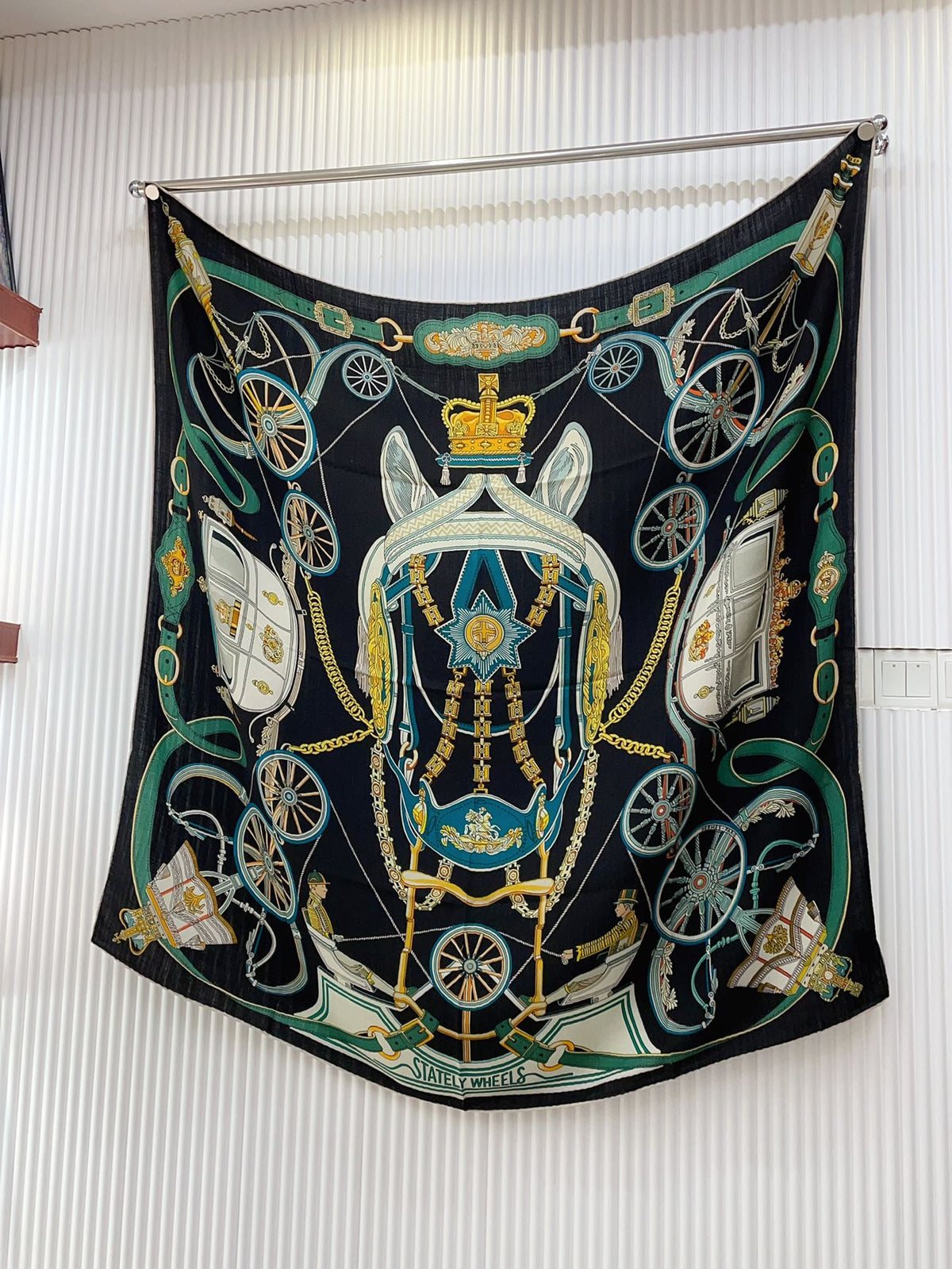 Stately Wheels Scarf 140 CM Black Colorful Cashmere And Silk 394589