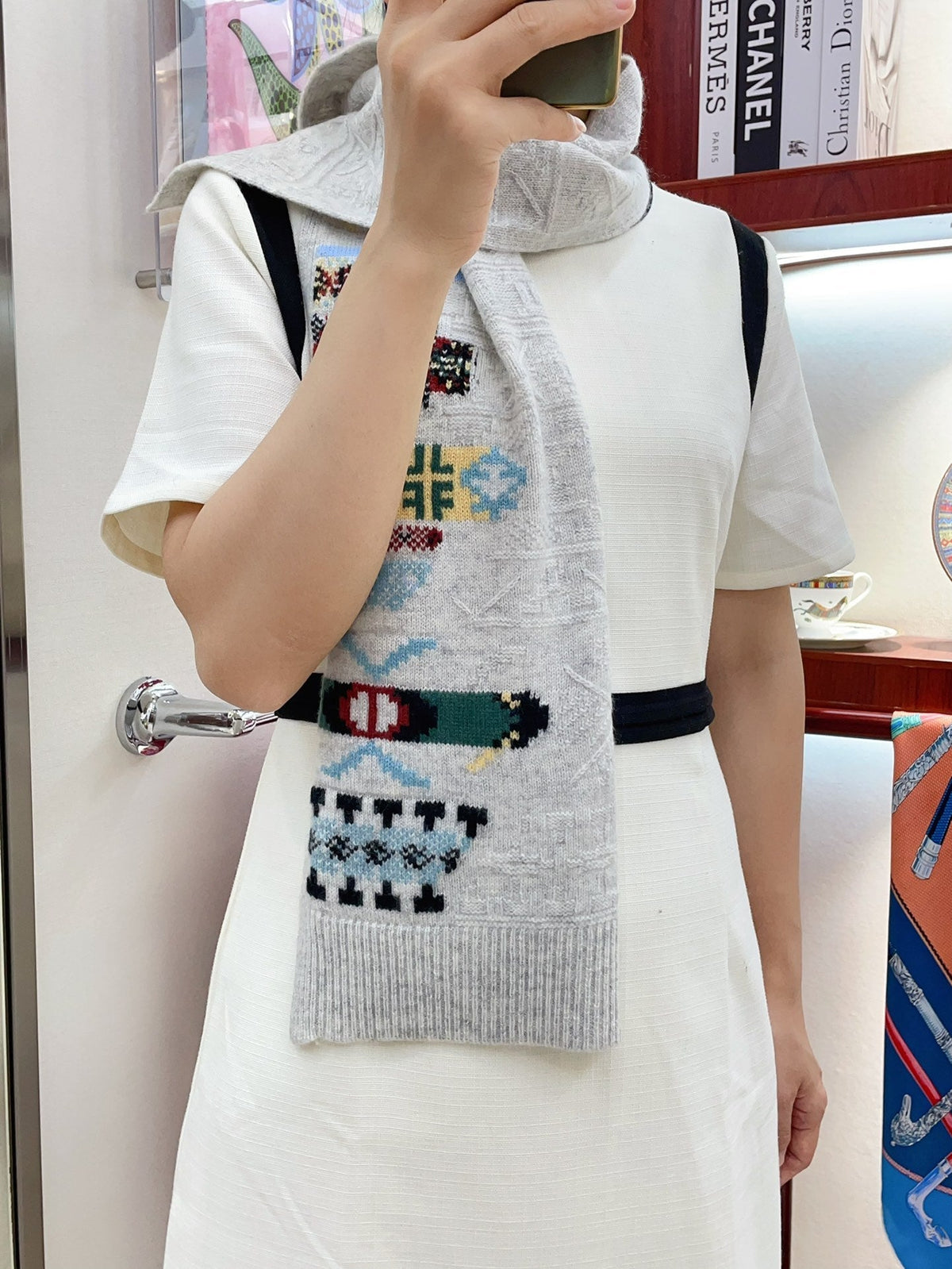 Scarf 120 CM In White Grey Hand Woven Cashmere 401166