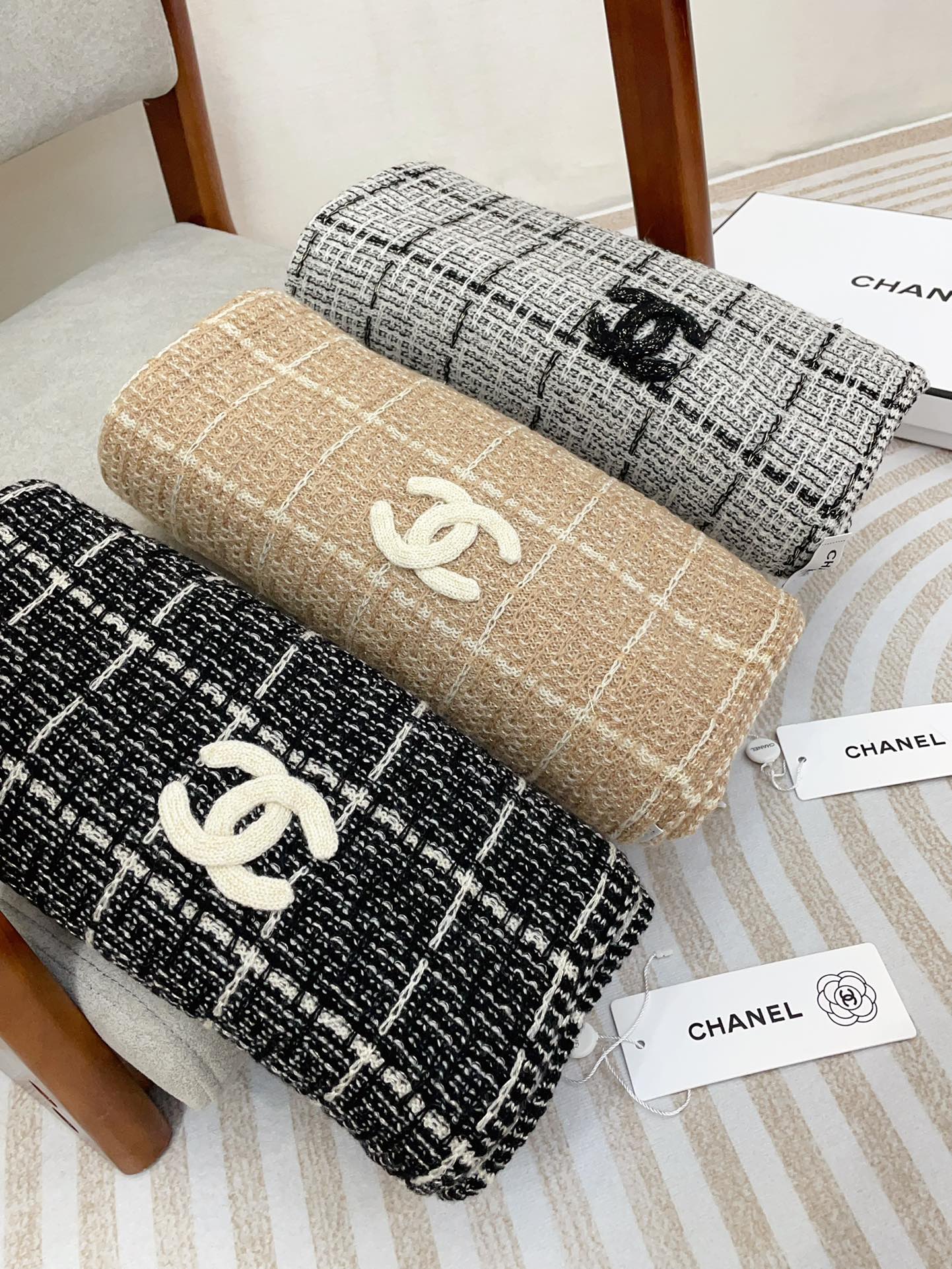 CC Scarf 180 CM In Grey With Black Stripes Cashmere 415180